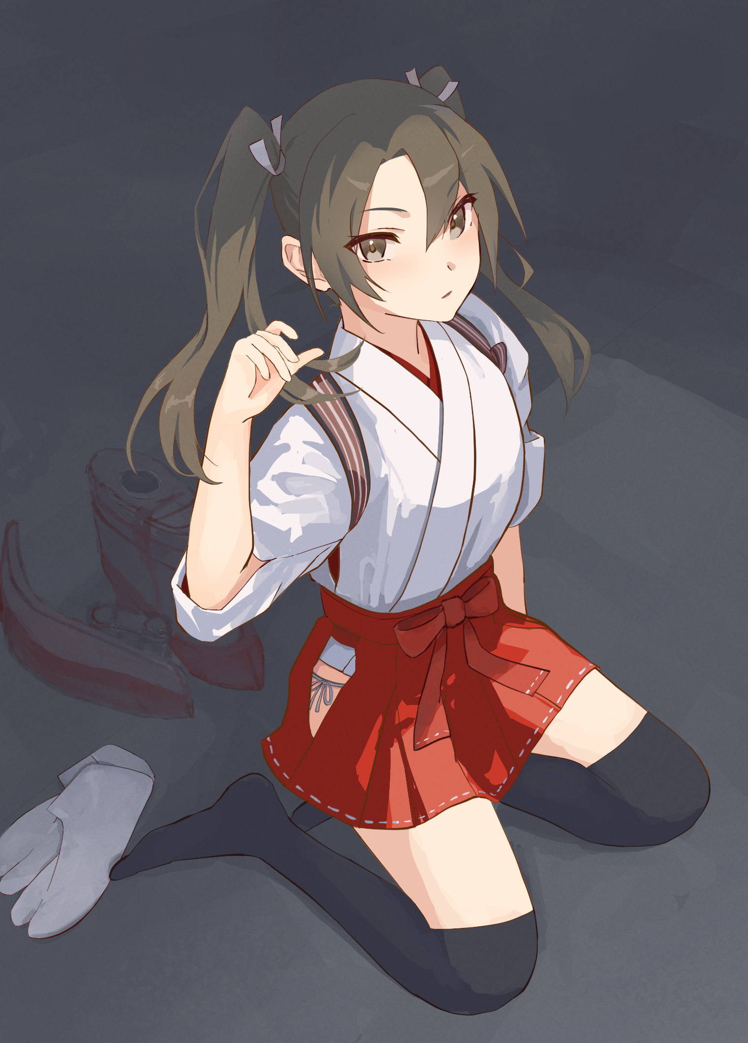 yuu+, zuikaku (kancolle), kantai collection, commentary request, commission, highres, pixiv commission, 1girl, black thighhighs, blush, brown eyes, closed mouth, clothing cutout, green hair, hair ribbon, hakama, hakama skirt, hip vent, japanese clothes, kimono, long hair, looking at viewer, panties, red hakama, ribbon, rudder footwear, shoes, side-tie panties, simple background, sitting, skirt, solo, tasuki, thighhighs, twintails, underwear, unworn shoes, white kimono, white ribbon