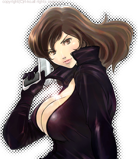 ri-ko, mine fujiko, lupin iii, tms entertainment, 1girl, between breasts, biker clothes, bikesuit, bodysuit, breasts, brown eyes, brown hair, center opening, cleavage, copyright notice, female focus, from side, gloves, gun, head tilt, huge breasts, long hair, popped collar, simple background, solo, swept bangs, unzipped, weapon