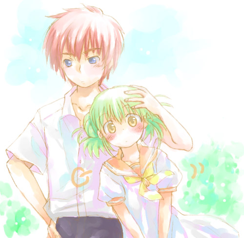 kimiyoshi natsumi, toudou akira, higurashi no naku koro ni, lowres, 00s, 1boy, 1girl, blue eyes, blush, green hair, hetero, hug, red hair, short hair, yellow eyes