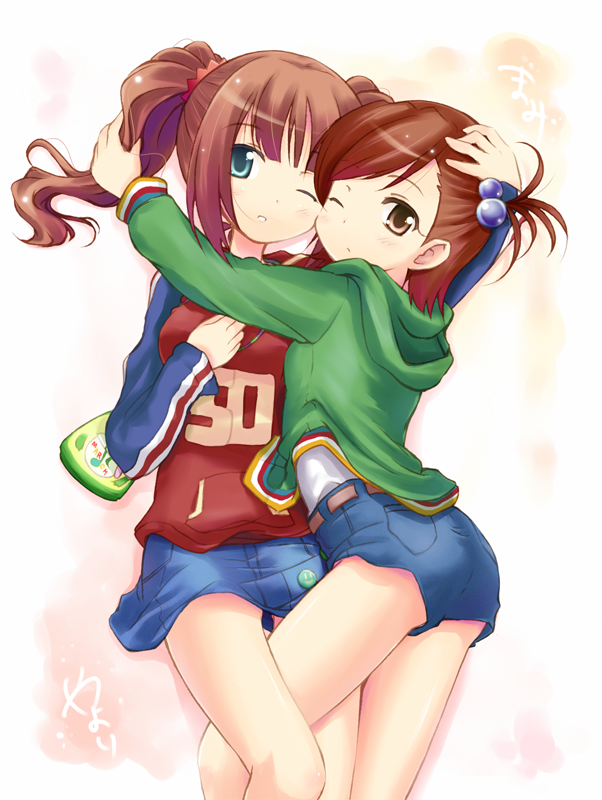 komone ushio, futami mami, takatsuki yayoi, idolmaster, idolmaster (classic), hand on head, bad id, bad pixiv id, 00s, 2girls, alternate costume, ass, blue eyes, brown eyes, brown hair, casual, child, denim, denim shorts, long hair, multiple girls, one eye closed, raglan sleeves, short hair, shorts, skirt, twintails, ukomone, wink, yuri