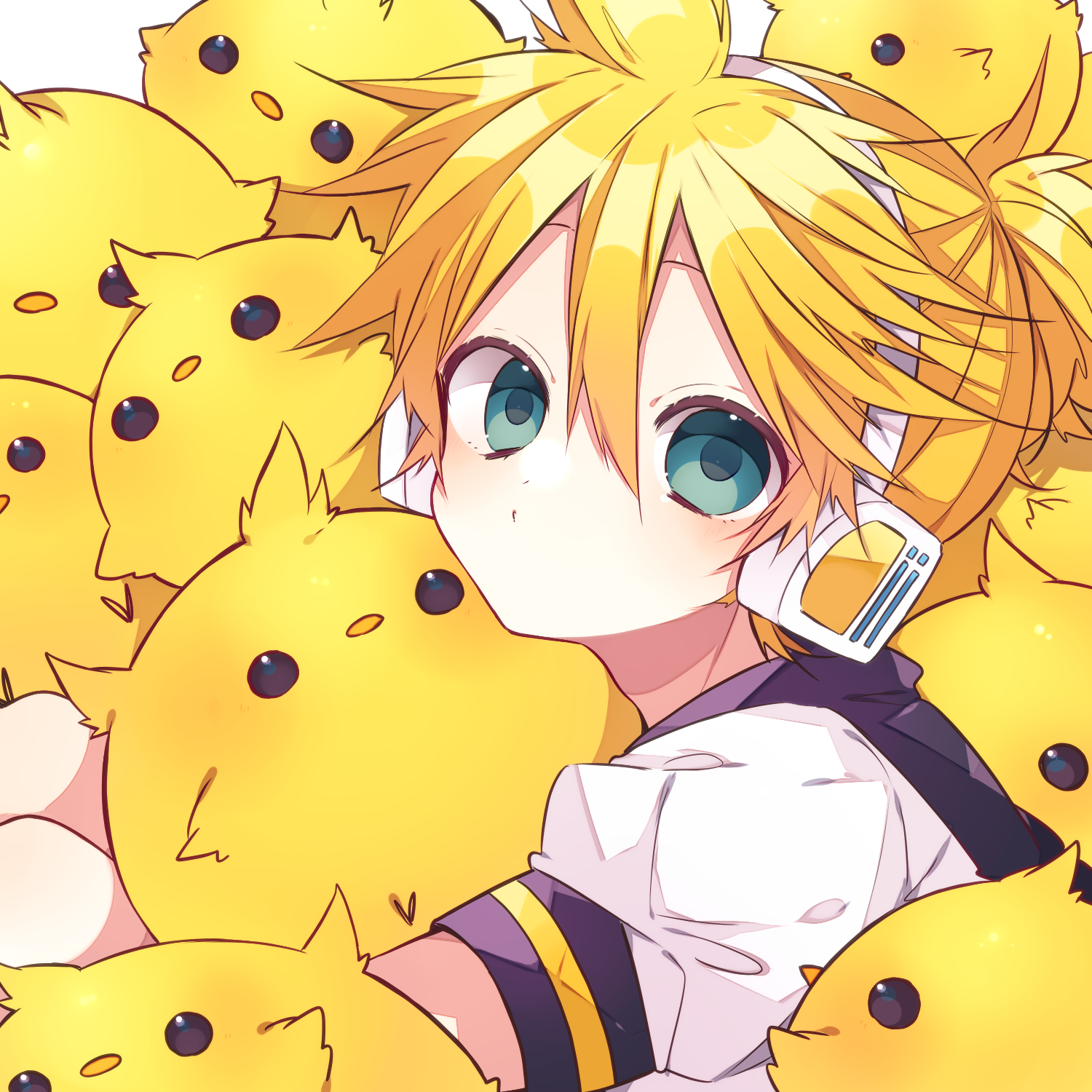 kaho 0102, kagamine len, vocaloid, commentary request, highres, 1boy, bird, black sailor collar, blonde hair, blue eyes, closed mouth, double-parted bangs, green eyes, hair between eyes, headset, looking at viewer, male focus, sailor collar, shirt, short hair, short sleeves, solo, upper body, white shirt