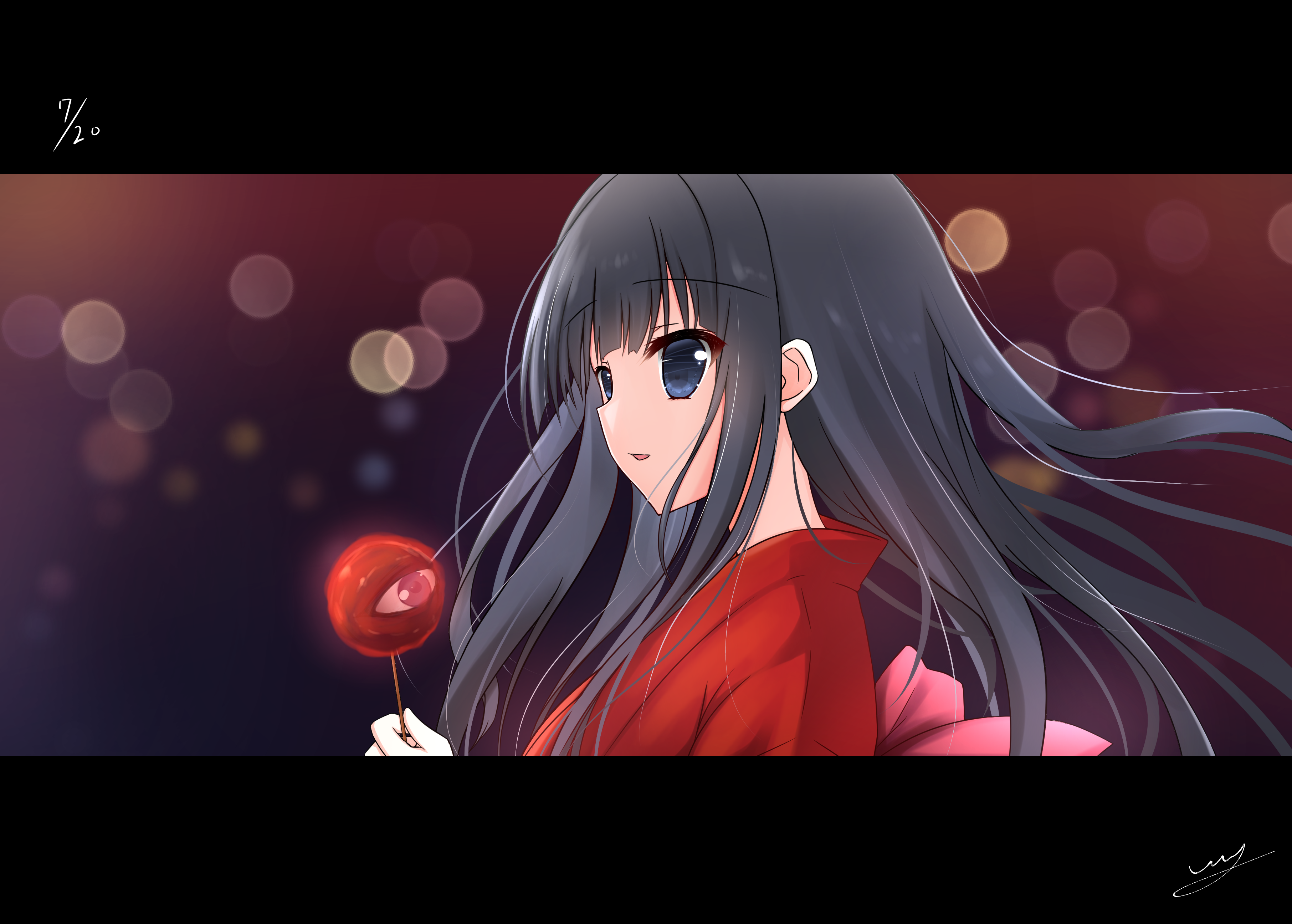 uuy (uuypro), takashima zakuro, subarashiki hibi, absurdres, commentary request, highres, 1girl, :d, alternate costume, back bow, black hair, blue eyes, blunt bangs, bow, candy apple, dated, eyeball, floating hair, food, from side, hand up, holding, holding candy apple, holding food, horror (theme), japanese clothes, kimono, letterboxed, long hair, looking ahead, looking at another, open mouth, pink bow, red kimono, sidelocks, signature, smile, solo, upper body, when you see it