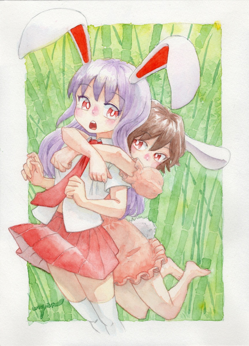 uryan!, inaba tewi, reisen udongein inaba, touhou, commentary request, highres, painting (medium), traditional media, watercolor (medium), 2girls, animal ears, bamboo, bamboo forest, barefoot, blush, border, bright pupils, brown hair, dress, feet out of frame, forest, frilled dress, frills, green background, hug, hug from behind, knees, long hair, multiple girls, nature, necktie, nose blush, open mouth, pink dress, pleated skirt, puffy short sleeves, puffy sleeves, purple hair, rabbit ears, rabbit girl, rabbit tail, red eyes, red necktie, red skirt, shirt, short hair, short sleeves, skirt, surprised, tail, teeth, thighhighs, thighs, upper teeth only, white border, white pupils, white shirt, white thighhighs
