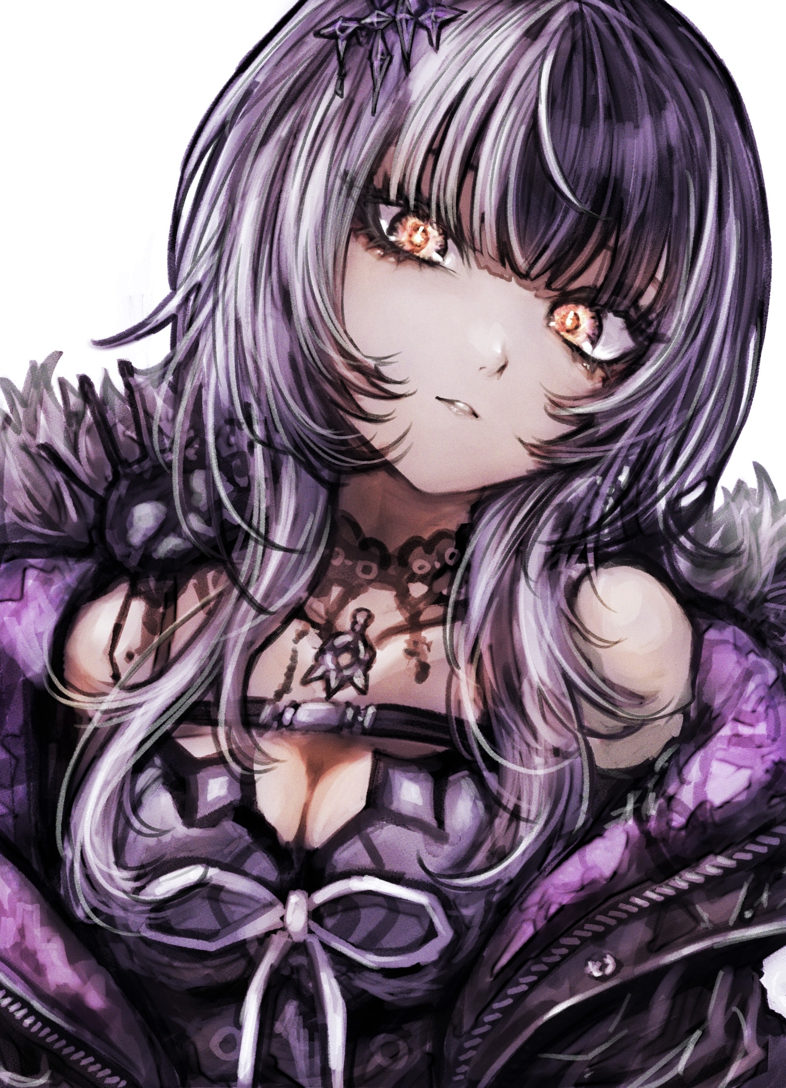 tsukihi shida, shiori novella, shiori novella (1st costume), yorick (shiori novella), hololive, hololive english, highres, 1girl, black choker, black coat, black dress, black hair, breasts, choker, cleavage, coat, dress, fur-trimmed coat, fur trim, grey hair, long hair, looking at viewer, medium breasts, multicolored hair, parted lips, purple coat, ribbon, simple background, solo, split-color hair, two-sided coat, two-sided fabric, two-tone hair, virtual youtuber, white background, white ribbon, yellow eyes
