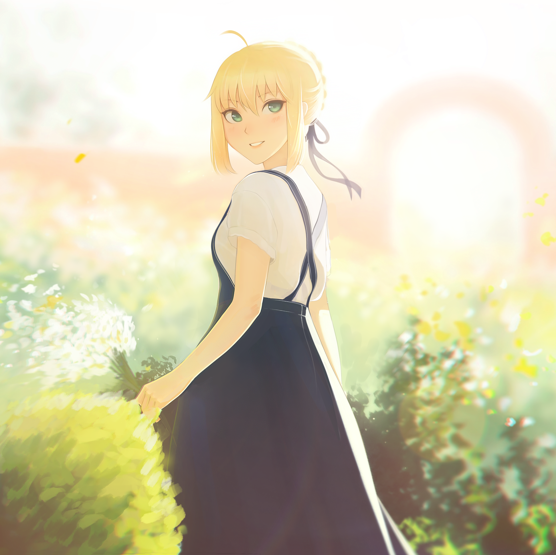 hanr10, artoria pendragon (fate), saber (fate), fate/stay night, fate (series), commentary, highres, 1girl, ahoge, aqua eyes, backlighting, bare arms, blonde hair, blue ribbon, blue skirt, day, flower, from behind, hair between eyes, hair ribbon, light blush, looking at viewer, looking back, outdoors, overall skirt, parted lips, ribbon, shirt, short sleeves, skirt, smile, solo, white shirt