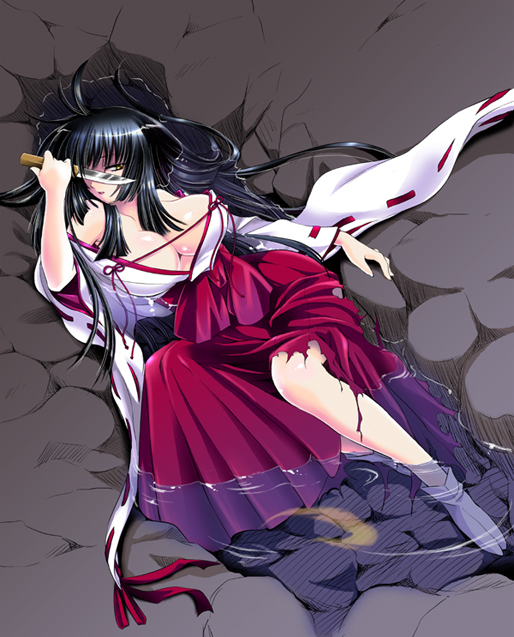 amagai yukino, original, 1girl, black hair, breasts, cleavage, female focus, hakama, hakama skirt, japanese clothes, knife, large breasts, long hair, lying, miko, moon, red hakama, reverse grip, skirt, solo, tabi, torn clothes, water, yellow eyes