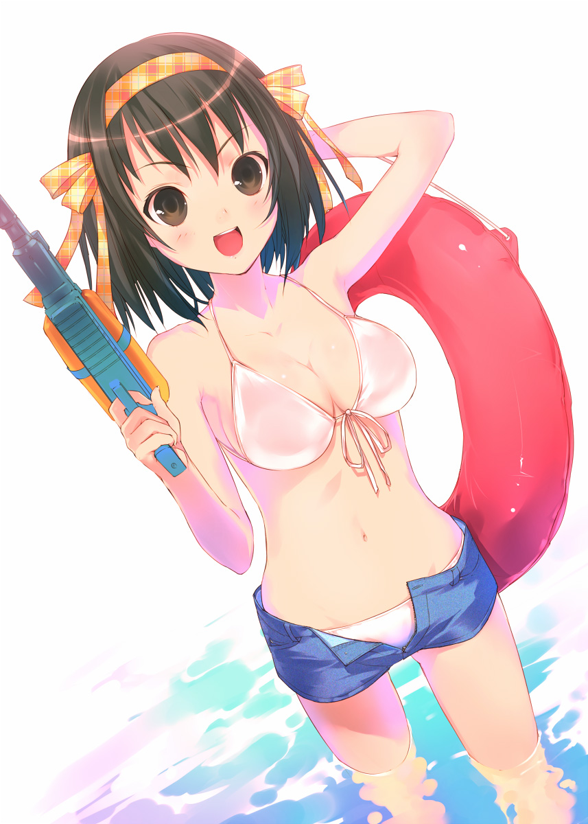 uni (plastic girl), suzumiya haruhi, suzumiya haruhi no yuuutsu, highres, 00s, 1girl, bikini, breasts, brown eyes, brown hair, cleavage, denim, denim shorts, female focus, front-tie bikini top, front-tie top, hairband, innertube, navel, open fly, open mouth, short hair, short shorts, shorts, smile, solo, submerged, swim ring, swimsuit, unzipped, wading, water, water gun