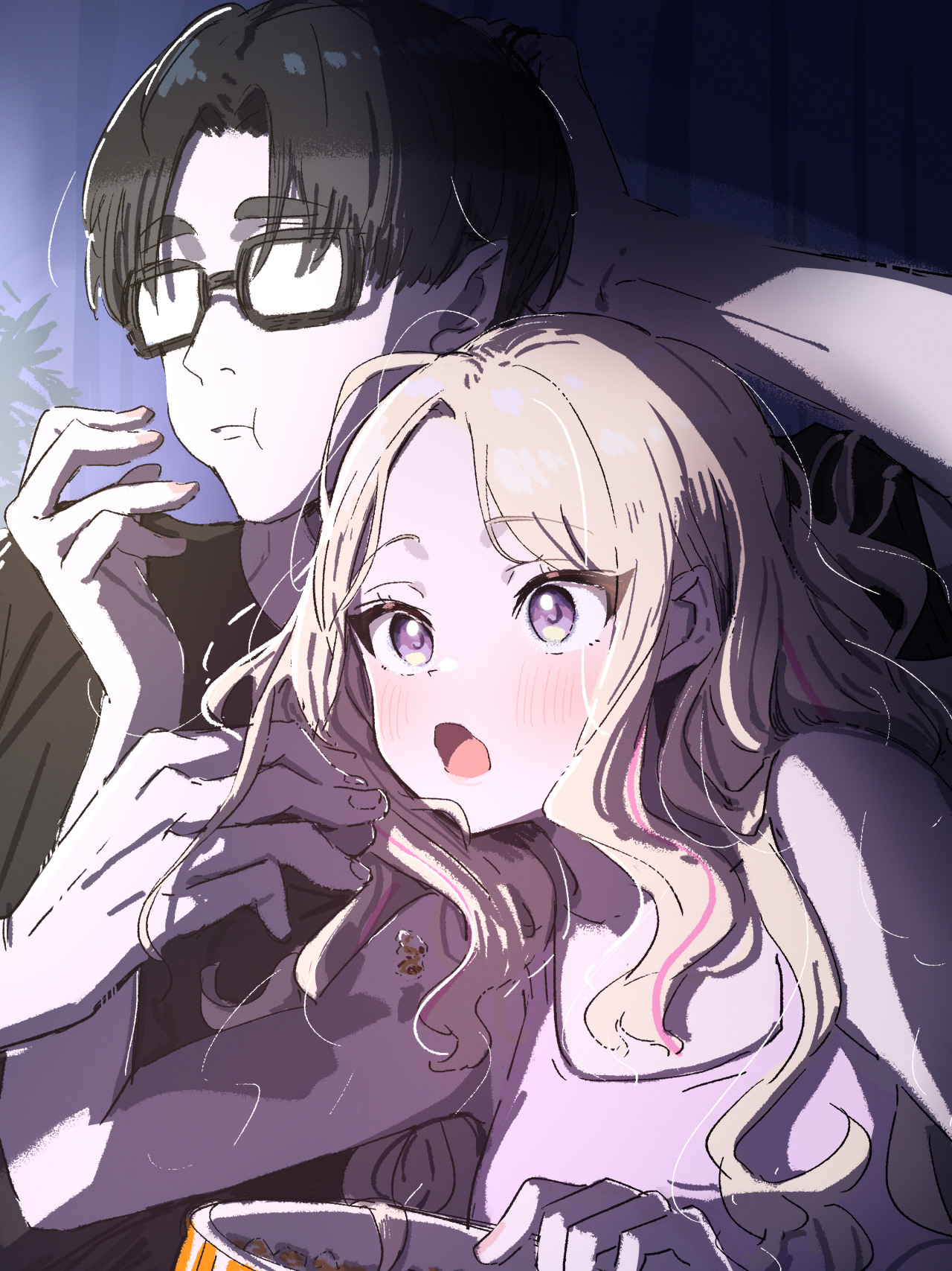 kasasagi (futagodori888), juo sena, producer (idolmaster), gakuen idolmaster, idolmaster, commentary request, highres, 1boy, 1girl, black-framed eyewear, black hair, black shirt, blonde hair, blush, eating, feeding, fingernails, food, glasses, hetero, holding, holding food, long hair, looking ahead, multicolored hair, pink hair, pink tank top, popcorn, shirt, streaked hair, tank top, two-tone hair, watching