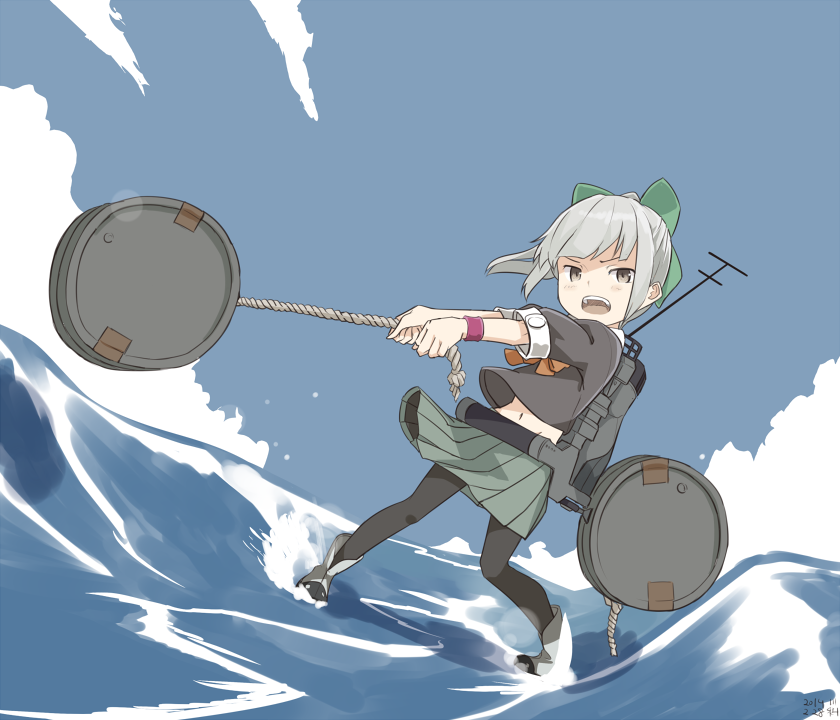 kawashina (momen silicon), yuubari (kancolle), kantai collection, commentary, 1girl, black pantyhose, bow, brown eyes, cloud, day, drum (container), green bow, green skirt, grey hair, hair bow, holding, navel, open mouth, outdoors, pantyhose, pleated skirt, ponytail, rigging, rope, short sleeves, skirt, sky, solo, water, wristband