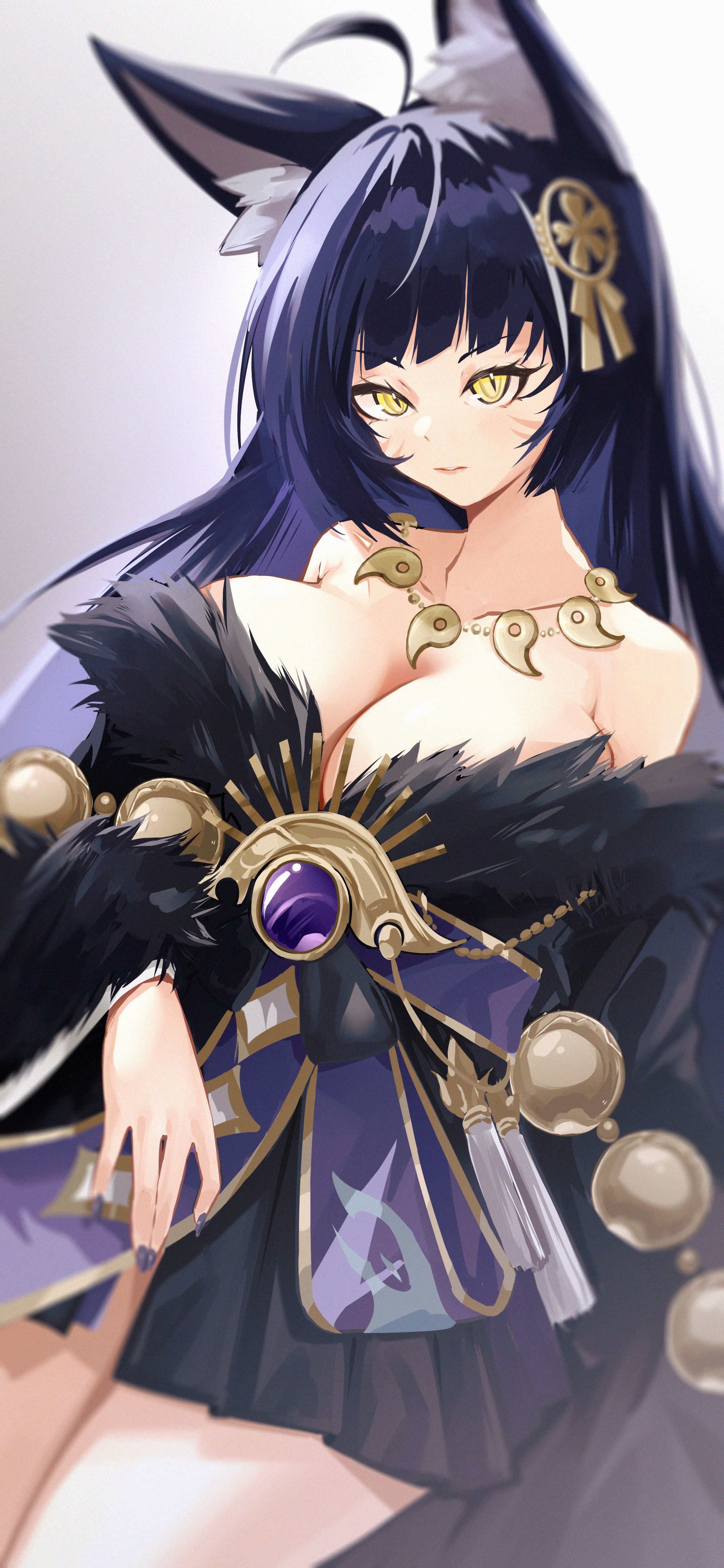 1152635131 (artist), musashi (azur lane), azur lane, absurdres, chinese commentary, commentary request, highres, 1girl, ahoge, animal ear fluff, animal ears, bare shoulders, beads, black kimono, breasts, cleavage, facial mark, fox ears, fox girl, fur-trimmed kimono, fur trim, gem, japanese clothes, jewelry, kimono, kitsune, large breasts, long hair, looking at viewer, low neckline, magatama, magatama necklace, nail polish, necklace, prayer beads, purple gemstone, purple hair, purple nails, slit pupils, solo, very long hair, whisker markings, yellow eyes