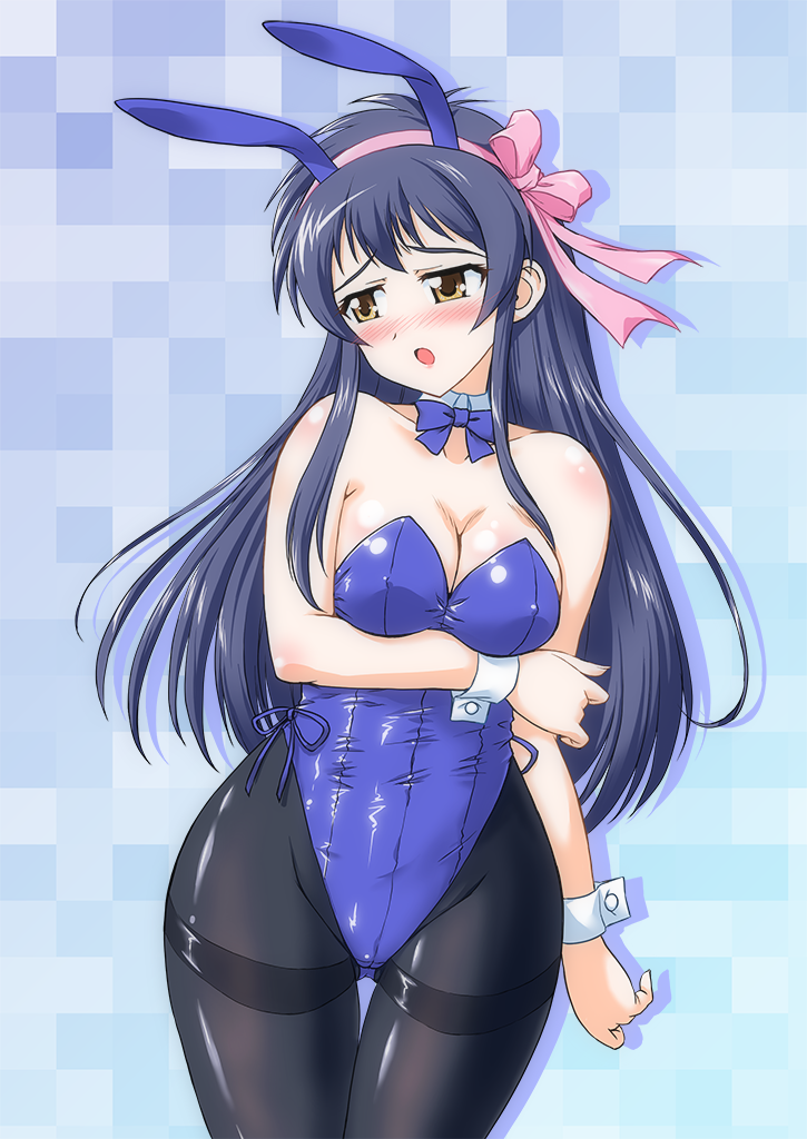 yukimura hajime, sheela sheffield, yuukyuu gensoukyoku, variant set, 1girl, animal ear hairband, animal ears, black hair, black pantyhose, blue bow, blue bowtie, blue leotard, bow, bowtie, breasts, brown eyes, cleavage, detached collar, fake animal ears, gluteal fold, hair ribbon, hairband, leotard, long hair, looking to the side, medium breasts, pantyhose, pink background, pink ribbon, playboy bunny, rabbit ears, ribbon, solo, strapless, strapless leotard, thigh gap, thighband pantyhose, wrist cuffs