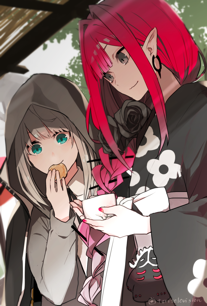 yukiko (yukkyu), baobhan sith (fate), baobhan sith (over the same sky) (fate), cernunnos (fate), gray (fate), fate/grand order, fate (series), 2girls, biscuit (bread), black flower, black kimono, braid, cup, earrings, flower, gray (over the same sky) (fate), green eyes, grey eyes, grey hair, grey hood, hair flower, hair ornament, holding, holding cup, japanese clothes, jewelry, kimono, multiple girls, pink hair, pointy ears, side braid, sidelocks, single braid, smile, stuffed toy