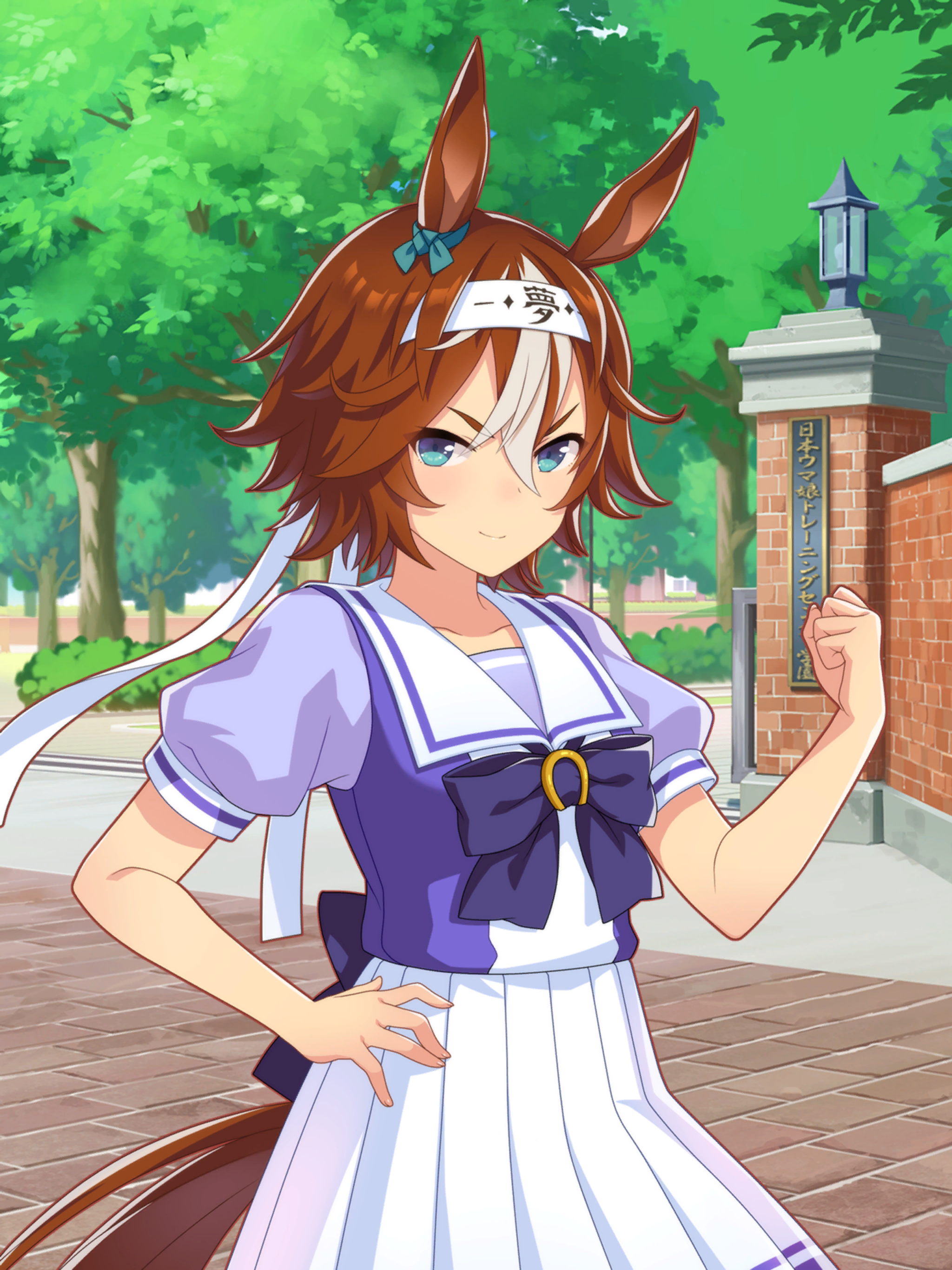 bamboo memory (umamusume), umamusume, absurdres, artist request, game cg, highres, official art, animal ears, aqua bow, back bow, bare arms, blue bow, blue bowtie, blue eyes, blue shirt, bow, bowtie, brick road, brooch, brown hair, clenched hand, closed mouth, collarbone, day, dot nose, ear bow, gate, hair between eyes, hand on own hip, happy, headband, high-waist skirt, horse ears, horse girl, horse tail, horseshoe ornament, jewelry, lantern, light blush, looking at viewer, miniskirt, multicolored hair, outdoors, pleated skirt, puffy short sleeves, puffy sleeves, sailor collar, school uniform, shirt, short hair, short sleeves, skirt, smile, streaked hair, tail, tracen school uniform, tree, tsurime, two-tone shirt, v-shaped eyebrows, white headband, white sailor collar, white shirt, white skirt