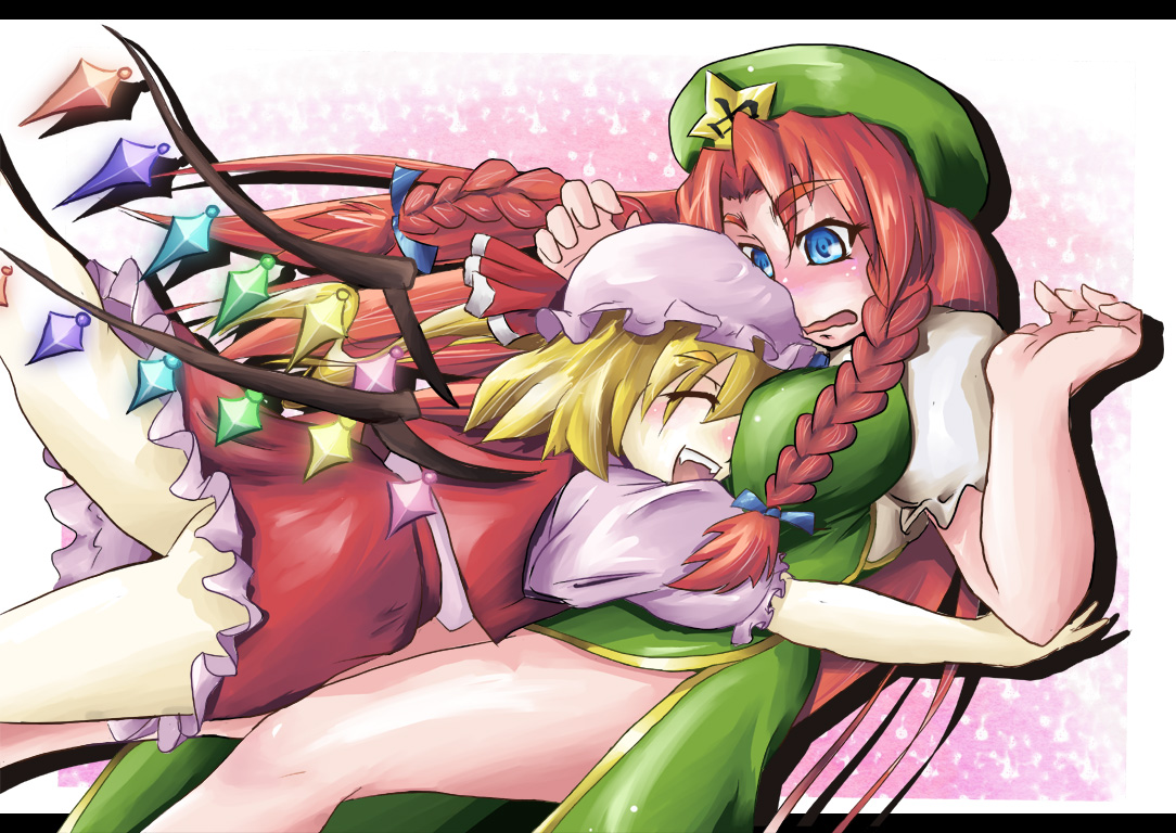 tora (pixiv), tora (trampjing), flandre scarlet, hong meiling, embodiment of scarlet devil, touhou, 2girls, blonde hair, braid, china dress, chinese clothes, dress, female focus, hat, hug, letterboxed, long hair, mob cap, multiple girls, red hair, ribbon, short hair, twin braids, twintails, wings