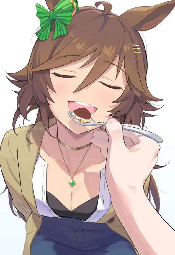 mukakin, mr. c.b. (umamusume), umamusume, commentary request, 1girl, 1other, animal ears, bow, breasts, brown hair, casual, cleavage, closed eyes, ear bow, ear ornament, feeding, green bow, holding, holding spoon, horse ears, horse girl, jewelry, long hair, medium breasts, necklace, open mouth, pov, pov hands, simple background, spoon, white background