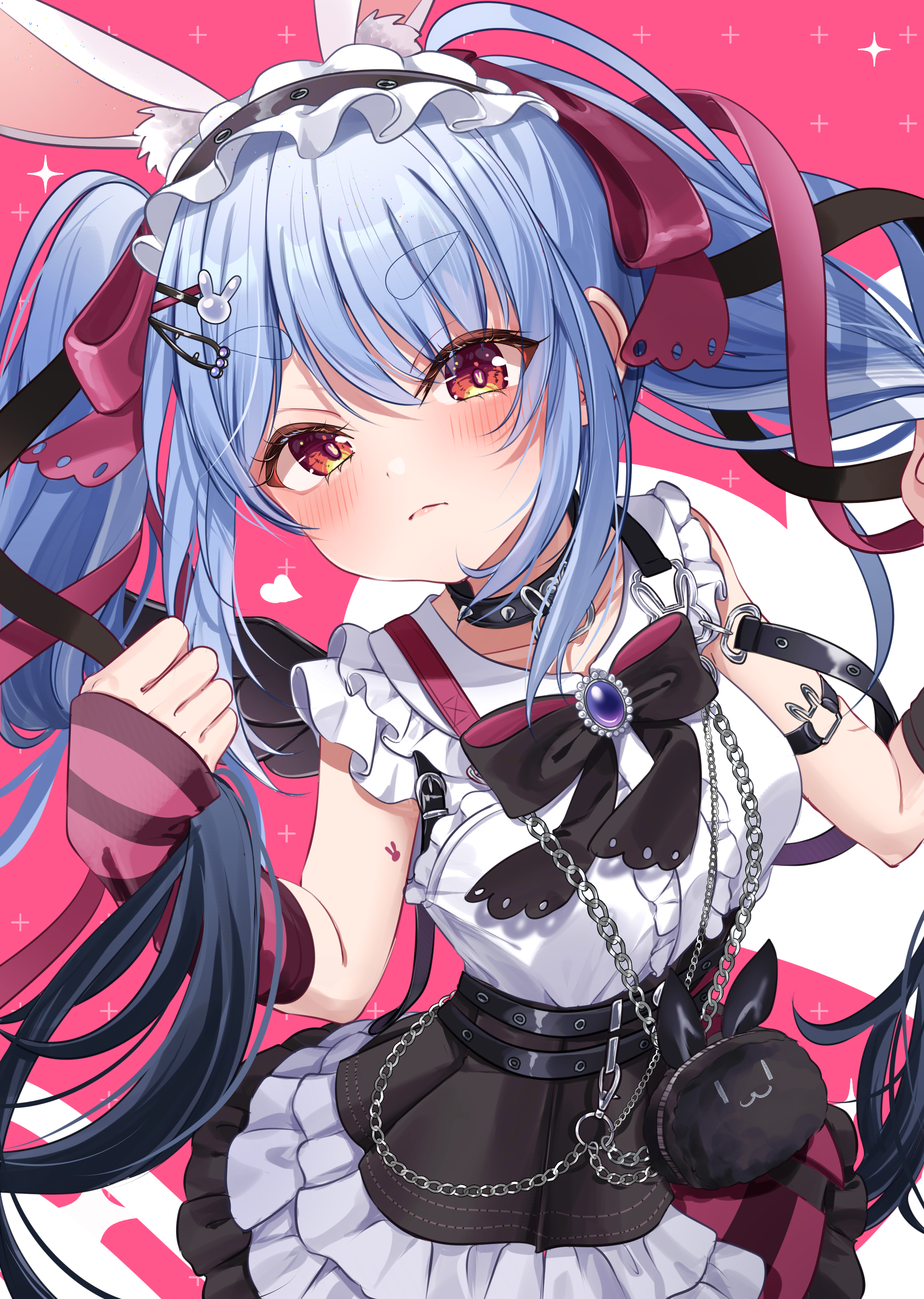 shagaihi, usada pekora, hololive, absurdres, highres, 1girl, animal ears, arm strap, black bow, black bowtie, black choker, black corset, black skirt, blue hair, blush, bow, bowtie, breasts, chain, choker, corset, fake animal ears, layered skirt, looking at viewer, medium breasts, orange eyes, rabbit ears, red bow, shirt, skirt, sleeveless, sleeveless shirt, solo, striped arm warmers, two-tone skirt, virtual youtuber, white shirt, white skirt