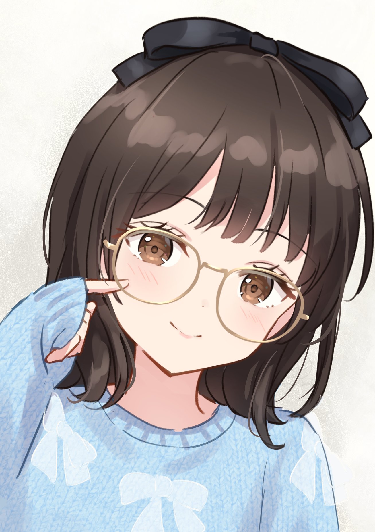 hanazora satsuki, real life, commentary request, highres, 1girl, animification, black ribbon, blue sweater, brown eyes, brown hair, closed mouth, flipped hair, gradient background, hair ribbon, looking at viewer, medium hair, ribbon, sakurai hina, simple background, sleeves past wrists, smile, solo, split mouth, sweater, upper body, voice actor, white background