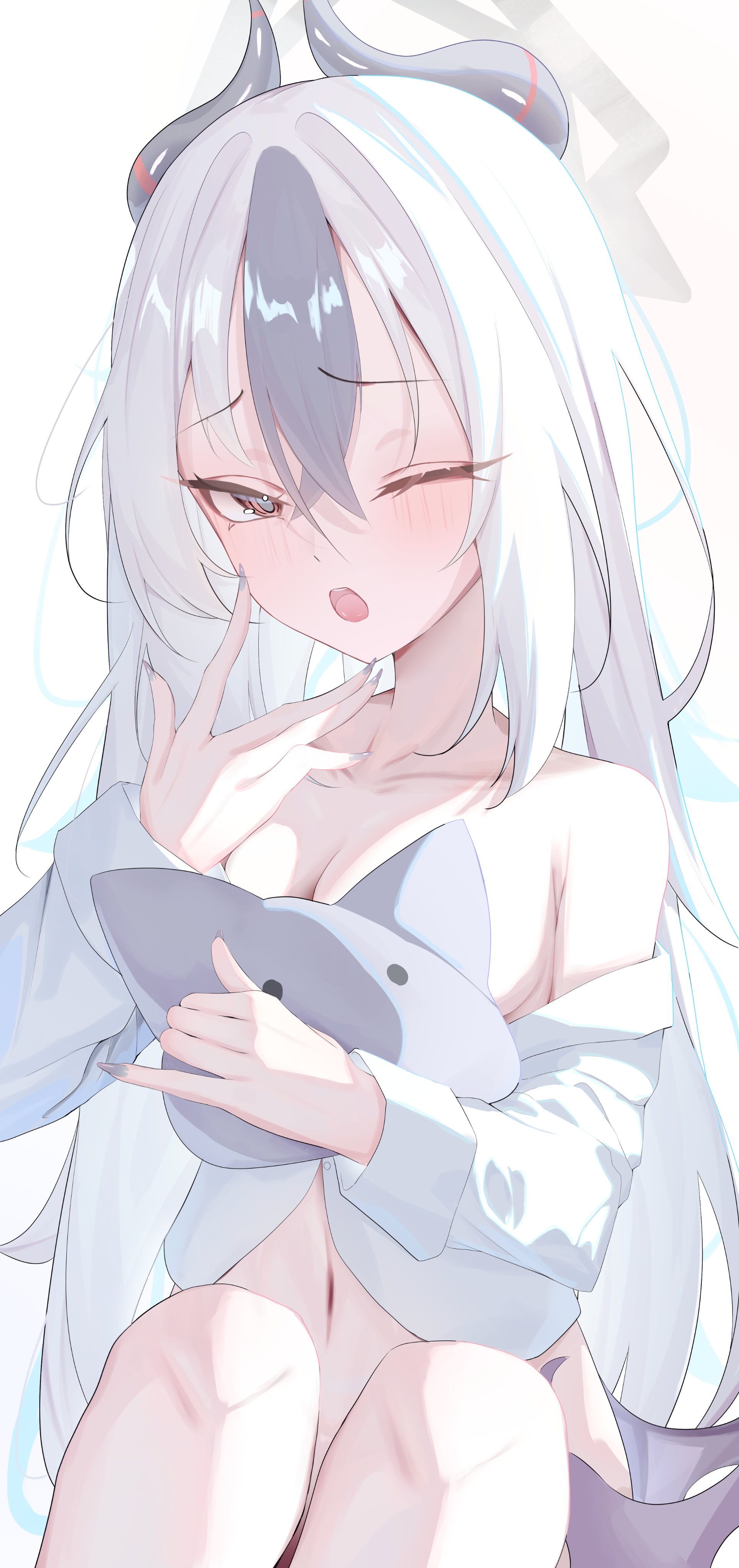 mumu (2arlcevpxn83807), kayoko (blue archive), blue archive, absurdres, highres, 1girl, black hair, breasts, demon girl, demon horns, demon wings, horns, looking at viewer, morning, multicolored hair, open mouth, red eyes, sitting, small breasts, solo, two-tone hair, white hair, wings, yawning