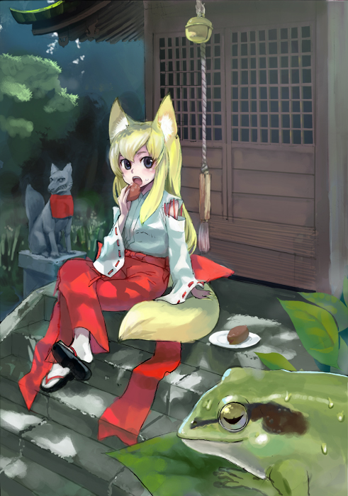 sasaki toshiyuki, bad id, bad pixiv id, animal ears, eating, fox ears, fox tail, frog, solo, tail