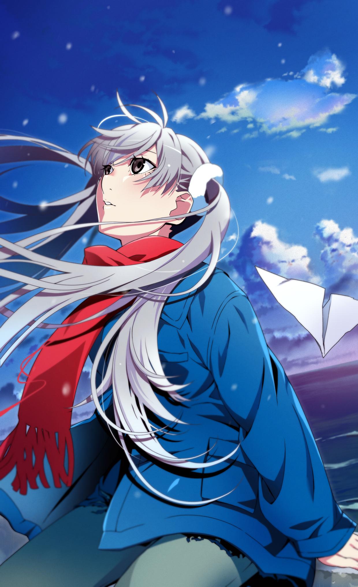 gesugesu ahoaho, oikura sodachi, monogatari (series), highres, 1girl, blue sky, cloud, coat, floating hair, grey eyes, grey hair, horizon, long hair, looking up, ocean, outdoors, paper plate, plate, scarf, sitting, sky, solo, twintails, water, wind
