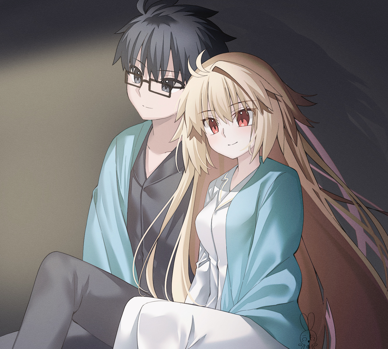 aro 1801, archetype earth, arcueid brunestud, tohno shiki, tsukihime, tsukihime (remake), commission, highres, pixiv commission, 1boy, 1girl, black eyes, black hair, blonde hair, glasses, long hair, pajamas, red eyes, sitting, smile, very long hair