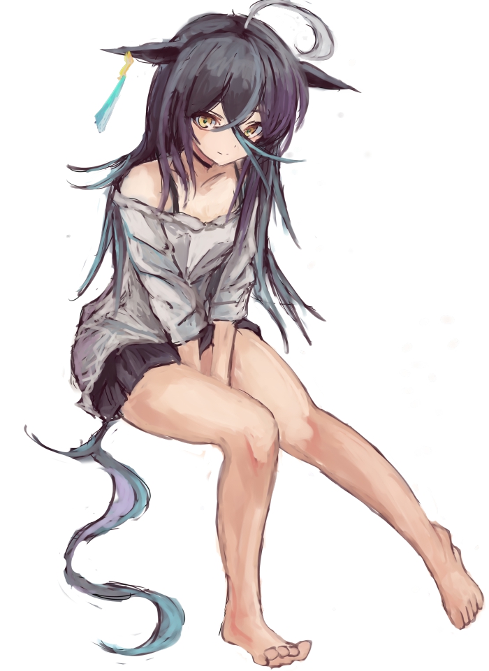 yanagi wakana, manhattan cafe (umamusume), umamusume, 1girl, ahoge, animal ears, bare shoulders, barefoot, black choker, black hair, black skirt, blush, breasts, choker, closed mouth, collarbone, ear tag, earrings, hair between eyes, horse ears, horse girl, horse tail, jewelry, long bangs, long hair, long hair between eyes, long sleeves, looking at viewer, multicolored hair, off-shoulder shirt, off shoulder, shirt, simple background, single earring, skirt, smile, solo, tail, white background, white hair, white shirt, yellow eyes