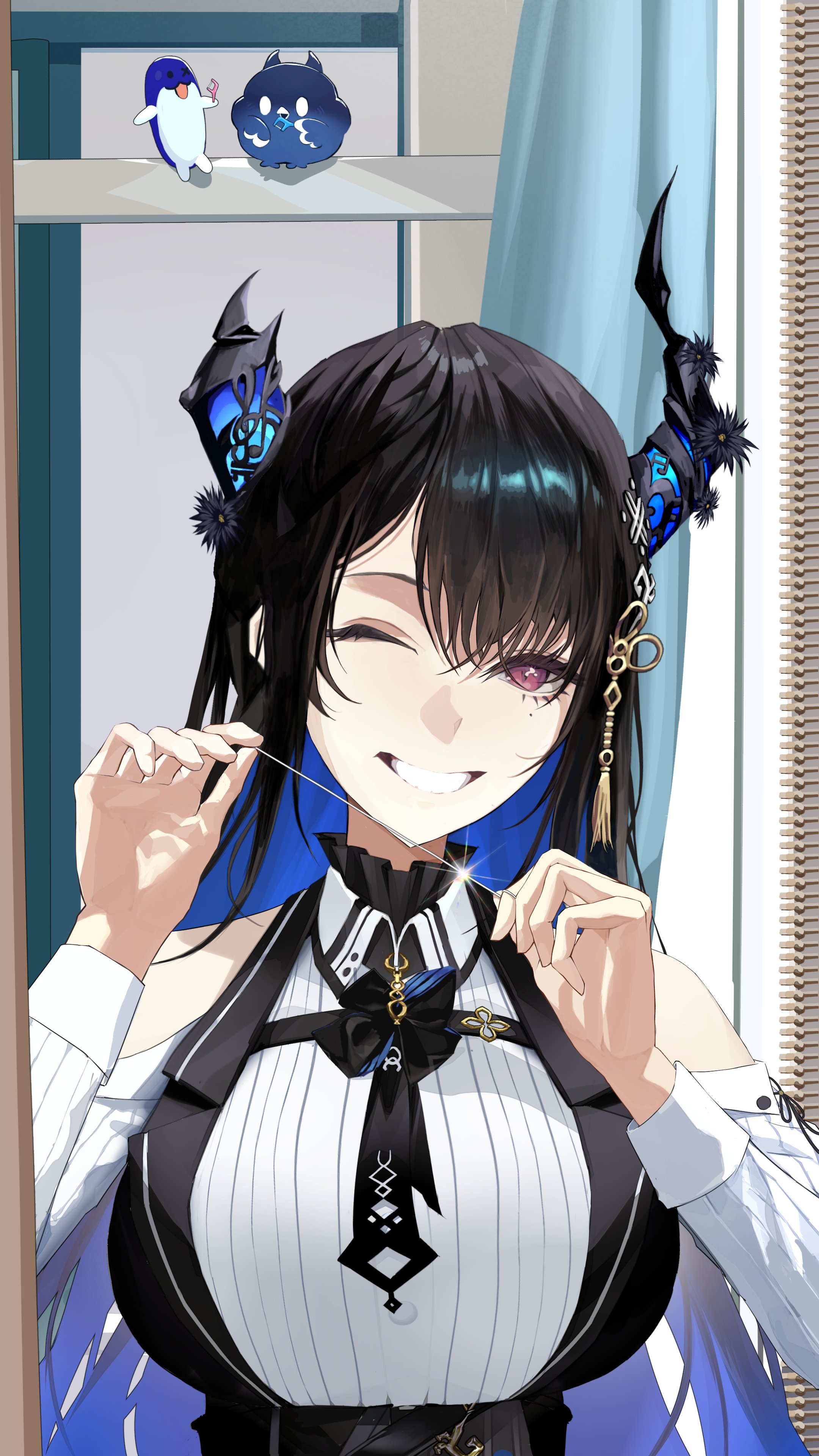 thekaiyip, jailbird (nerissa ravencroft), nerissa ravencroft, nerissa ravencroft (1st costume), hololive, hololive english, absurdres, highres, 1girl, asymmetrical horns, black hair, black horns, black vest, blue hair, breasts, colored inner hair, demon horns, dental floss, dress shirt, grin, horns, large breasts, mirror, multicolored hair, one eye closed, purple eyes, reflection, reflection focus, shirt, smile, teeth, vest, virtual youtuber, white shirt