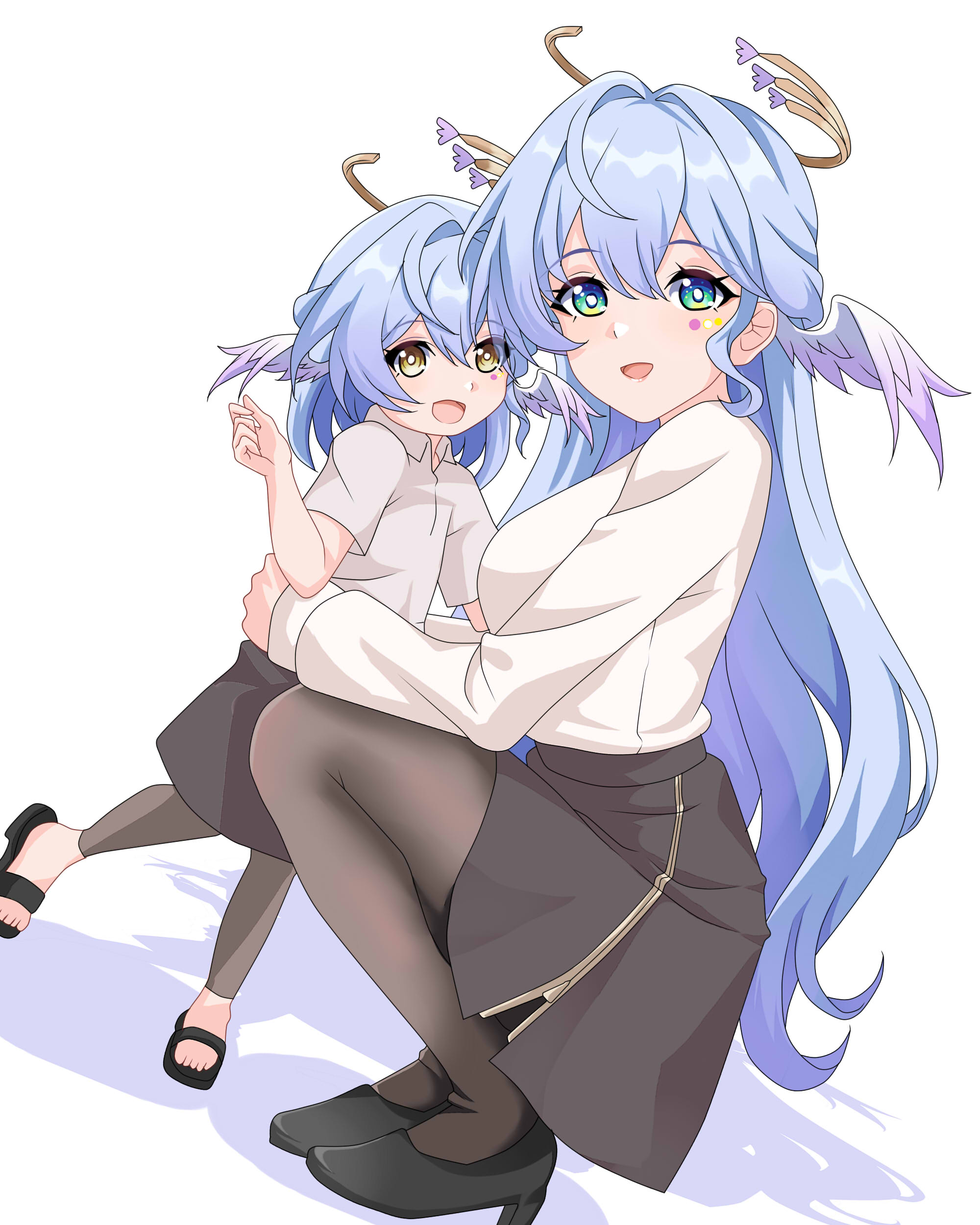 maxwelzy, robin (honkai: star rail), honkai: star rail, honkai (series), absurdres, highres, 2girls, black skirt, feathered wings, green eyes, hair between eyes, halo, head wings, high heels, long hair, long sleeves, looking at viewer, mother and daughter, multiple girls, open mouth, pumps, short sleeves, simple background, skirt, smile, squatting, white background, white wings, wings, yellow eyes, yellow halo
