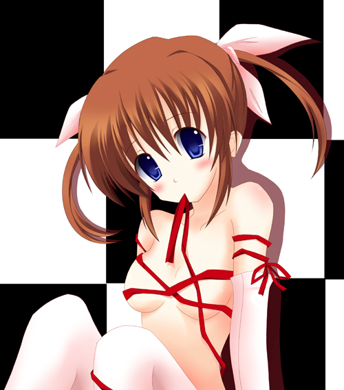 yuurakudou kurono, takamachi nanoha, lyrical nanoha, mahou shoujo lyrical nanoha, bad id, bad pixiv id, 00s, 1girl, blue eyes, female focus, gloves, kuruno, mouth hold, red hair, ribbon, ribbon in mouth, solo, twintails