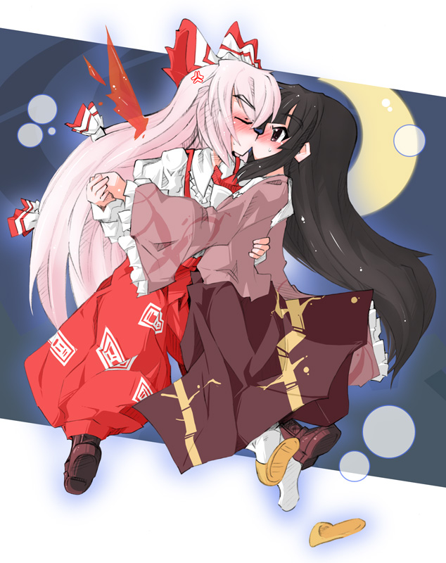 naik, fujiwara no mokou, houraisan kaguya, touhou, silver hair, duplicate, 2girls, black hair, blush, female focus, kiss, long hair, moon, multiple girls, tsundere, yuri