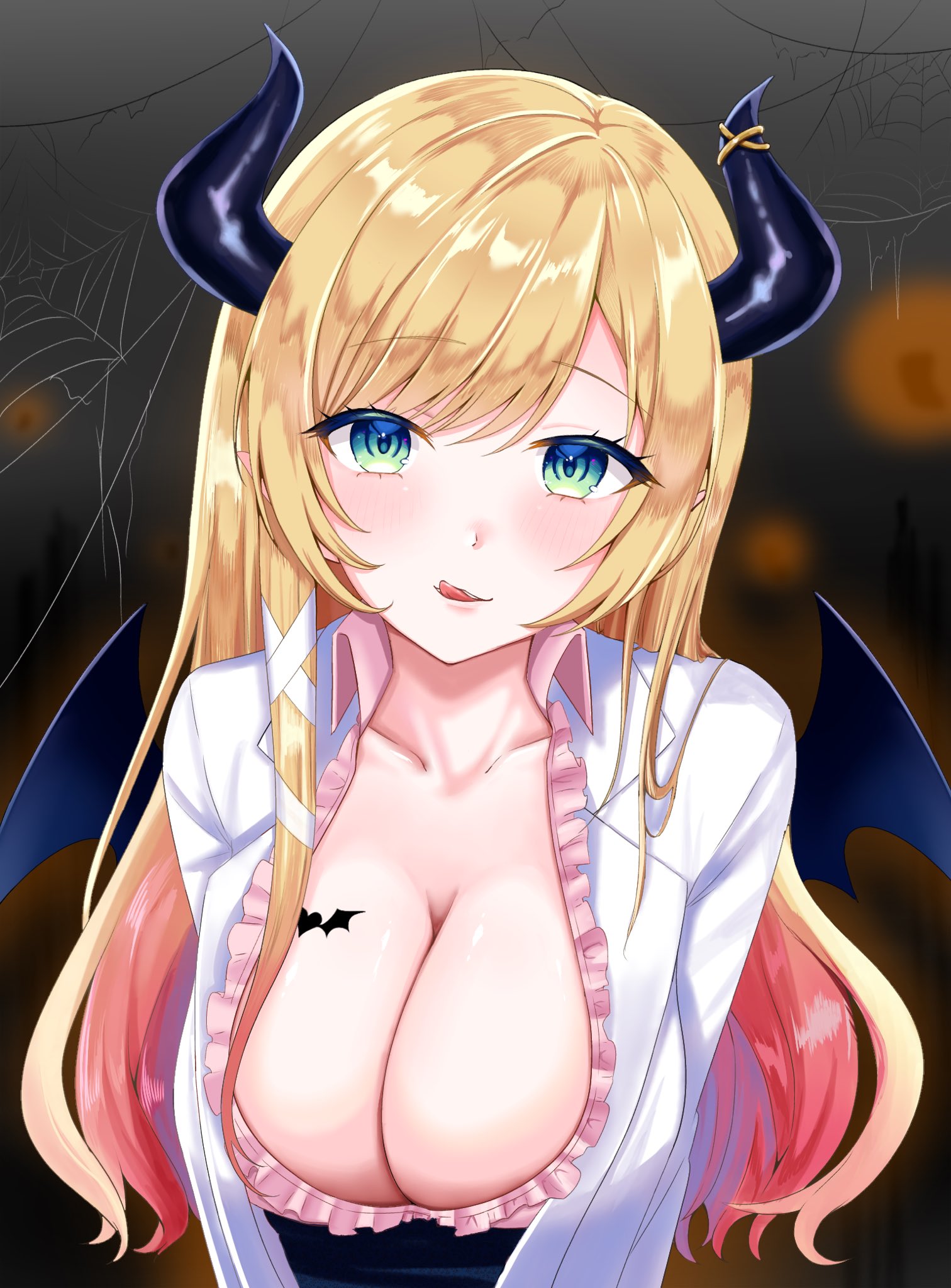 yuzuki choco, yuzuki choco (1st costume), hololive, commentary request, highres, 1girl, black horns, blonde hair, breast focus, breast tattoo, breasts, cleavage, coat, collarbone, demon girl, demon horns, frills, green eyes, grey background, horns, lab coat, large breasts, long hair, makocha (sw yti), open clothes, open coat, parted lips, pink shirt, shirt, simple background, solo, tattoo, tongue, tongue out, upper body, virtual youtuber, winged heart, winged heart tattoo
