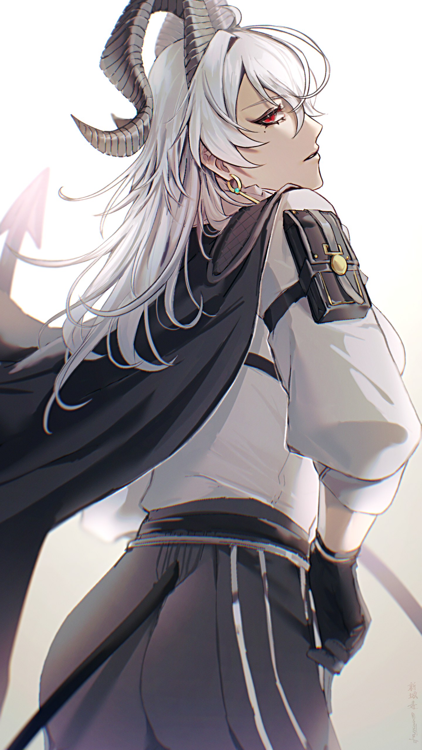 zani (wuthering waves), wuthering waves, absurdres, commentary, highres, 1girl, arm pouch, ass, black horns, black jacket, black pants, black tail, cowboy shot, curled horns, demon tail, earrings, horns, jacket, jewelry, key earrings, long hair, niishiro hisashi, pants, parted lips, red eyes, shirt, sideways glance, simple background, solo, tail, white background, white shirt