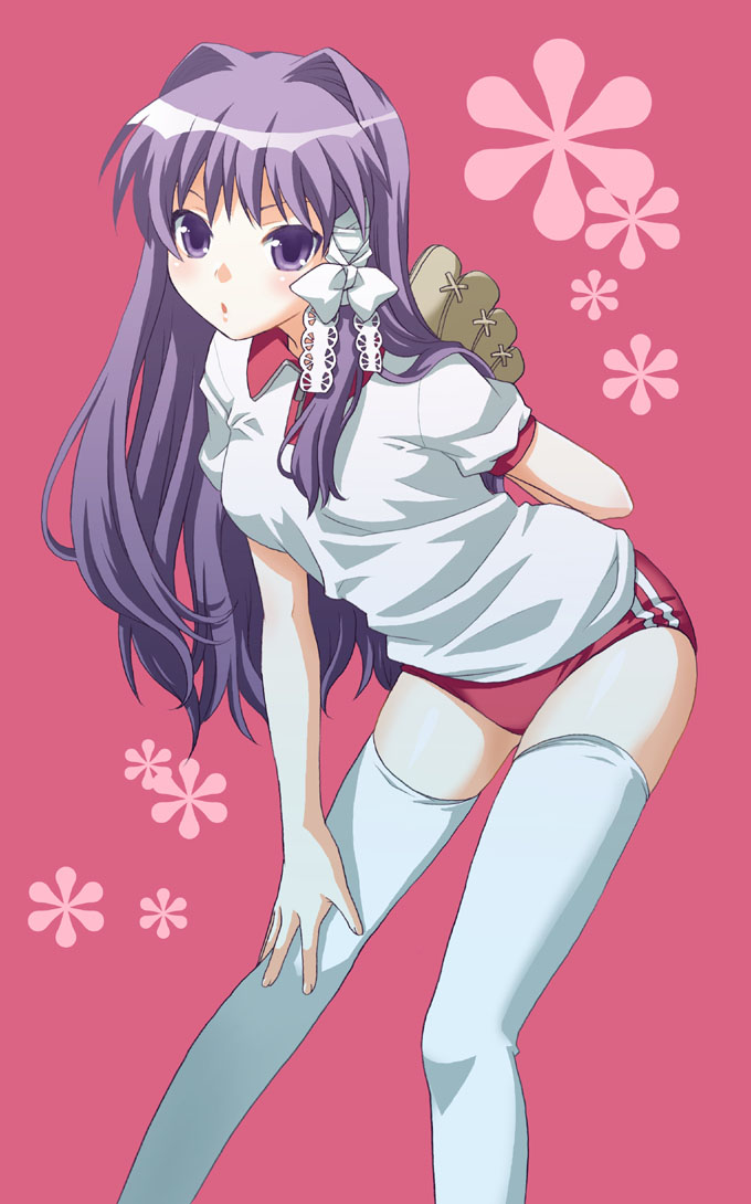 mattaku mousuke, fujibayashi kyou, clannad, bad id, bad pixiv id, 00s, 1girl, arm behind back, baseball glove, blush, bow, buruma, chestnut mouth, female focus, gym uniform, hair bow, hair intakes, hair ornament, lace, leaning forward, legs apart, long hair, pink background, purple eyes, purple hair, short sleeves, simple background, solo, sportswear, standing, thighhighs, white bow, white thighhighs