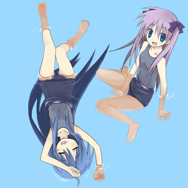 sobako, hiiragi kagami, izumi konata, lucky star, bad id, bad pixiv id, 00s, 2girls, afloat, ahoge, barefoot, blue eyes, blue hair, closed eyes, floating, long hair, mole, mole under eye, multiple girls, one-piece swimsuit, purple hair, ribbon, school swimsuit, swimsuit, twintails, water