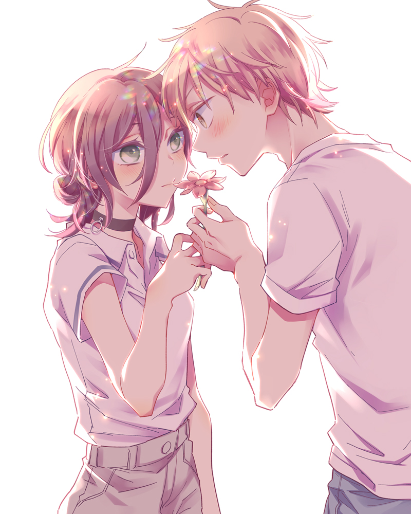 59 (seventhstar), denji (chainsaw man), reze (chainsaw man), chainsaw man, commentary request, 1boy, 1girl, black choker, black hair, blonde hair, blush, choker, flower, green eyes, grenade pin, hair between eyes, hair bun, hetero, holding, holding flower, medium hair, pink flower, polo shirt, shirt, short hair, simple background, t-shirt, white background, white shirt