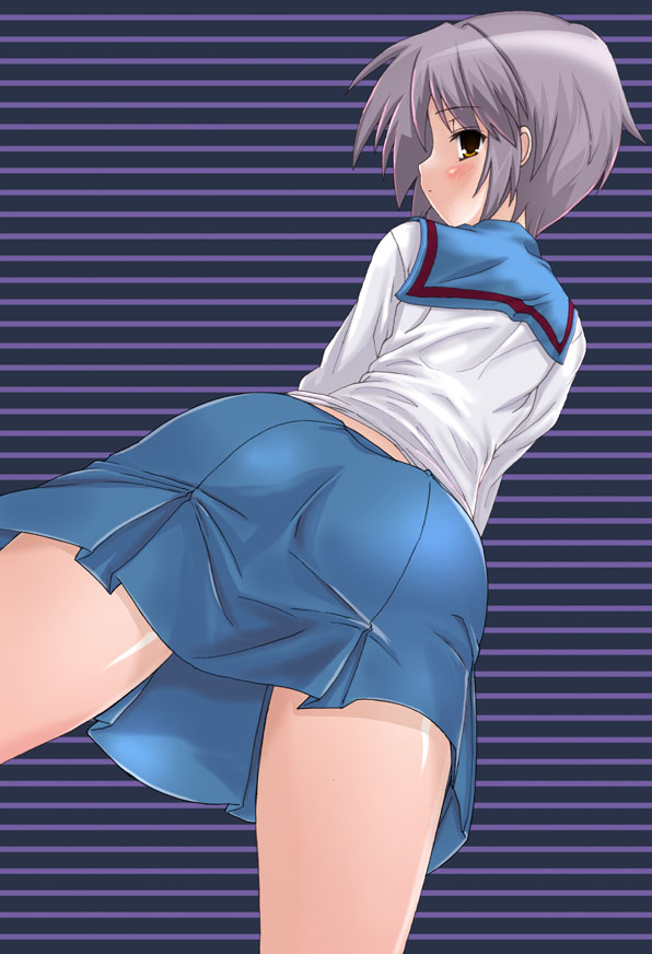 testa, nagato yuki, kadokawa shoten, suzumiya haruhi no yuuutsu, silver hair, 00s, 1girl, ass, back, female focus, from behind, looking back, school uniform, serafuku, short hair, skirt, solo