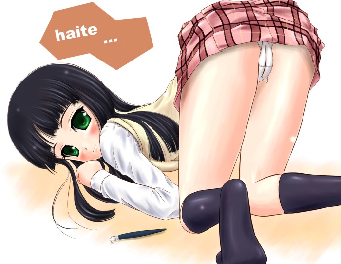 katsuragi niya, shinozuka arashi, gad guard, translated, 00s, art brush, black hair, cameltoe, green eyes, long hair, looking back, paintbrush, panties, plaid clothes, plaid skirt, skirt, socks, solo, sweater, sweater vest, top-down bottom-up, underwear, vest, white panties