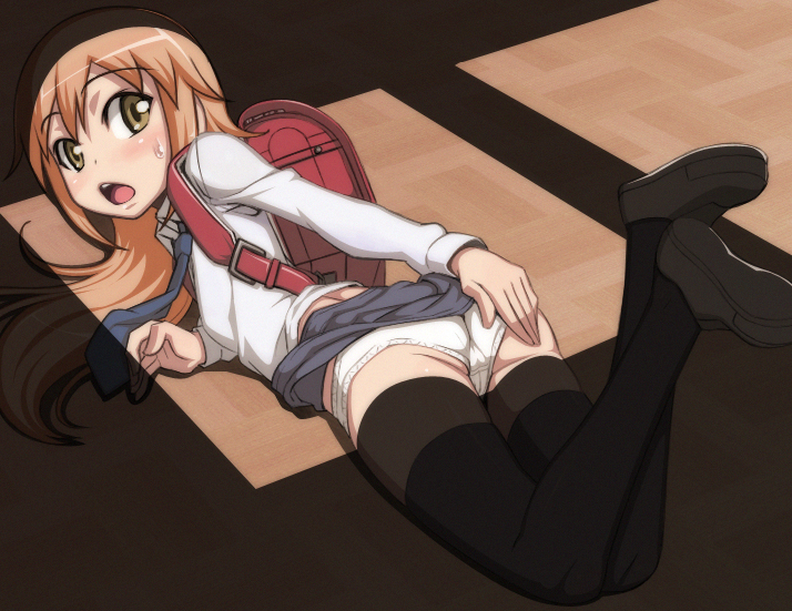 caryo, nanashino, koizumi chika, kyou no go no ni, 00s, 1girl, ass, backpack, bag, brown hair, clothes lift, loli, long hair, long legs, lying, on stomach, panties, randoseru, school bag, school uniform, serafuku, skirt, skirt lift, thighhighs, underwear