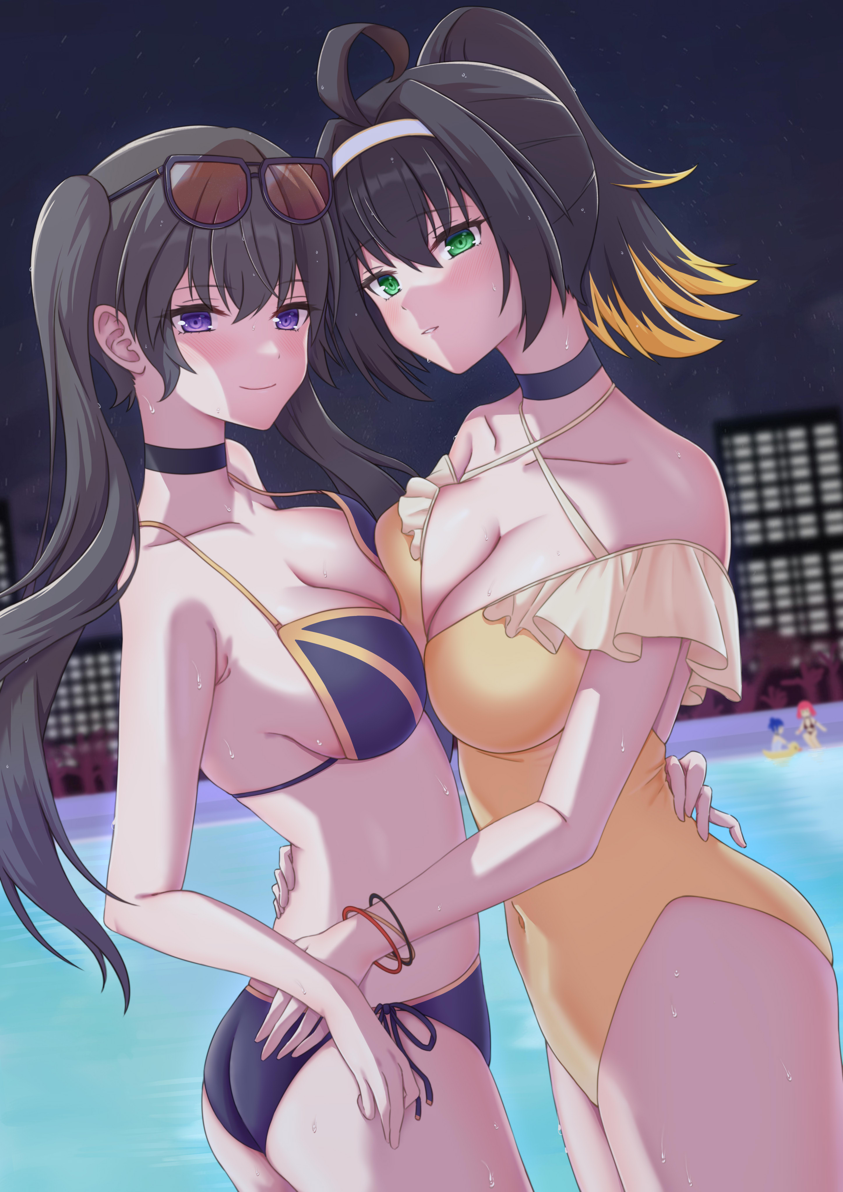 goldred, evil twin ki-sikil, evil twin lil-la, i:p masquerena, ki-sikil (yu-gi-oh!), lil-la (yu-gi-oh!), s-force rappa chiyomaru, s:p little knight, yu-gi-oh!, absurdres, highres, 2girls, ahoge, alternate costume, alternate hairstyle, ass, bikini, black bikini, black choker, black hair, blonde hair, bracelet, breasts, choker, cleavage, closed mouth, collarbone, covered navel, duel monster, eyewear on head, frilled bikini, frills, green eyes, grey hair, hair intakes, hand on another's hip, jewelry, large breasts, multicolored hair, multiple girls, one-piece swimsuit, outdoors, ponytail, purple eyes, smile, stomach, swimsuit, wet, yellow one-piece swimsuit
