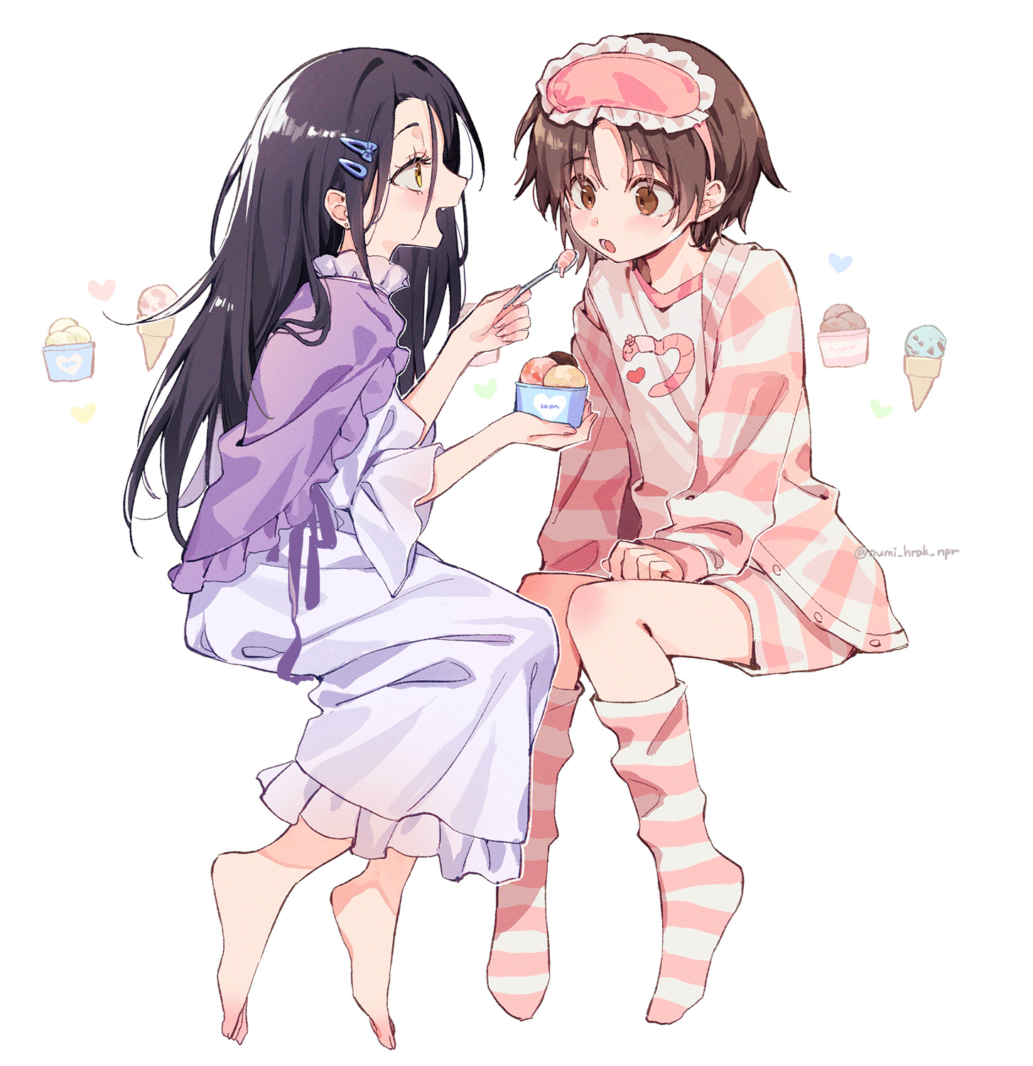 oumi hrak npr, kamisaki hikaru, yuitsuka inori, medalist (manga), 2girls, barefoot, eyepatch, feeding, food, ice cream, multiple girls, no shoes, pajamas