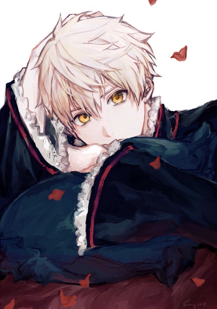 sangzhujun, arthur pendragon (fate), arthur pendragon alter (fate), fate/prototype, fate (series), 1boy, artist name, black shirt, blonde hair, closed mouth, dark persona, fur-trimmed sleeves, fur trim, hair between eyes, hand on own head, hand up, long sleeves, looking at viewer, lying, male focus, on bed, on stomach, orange eyes, petals, pillow, shirt, short hair, simple background, solo, upper body, white background, wide sleeves