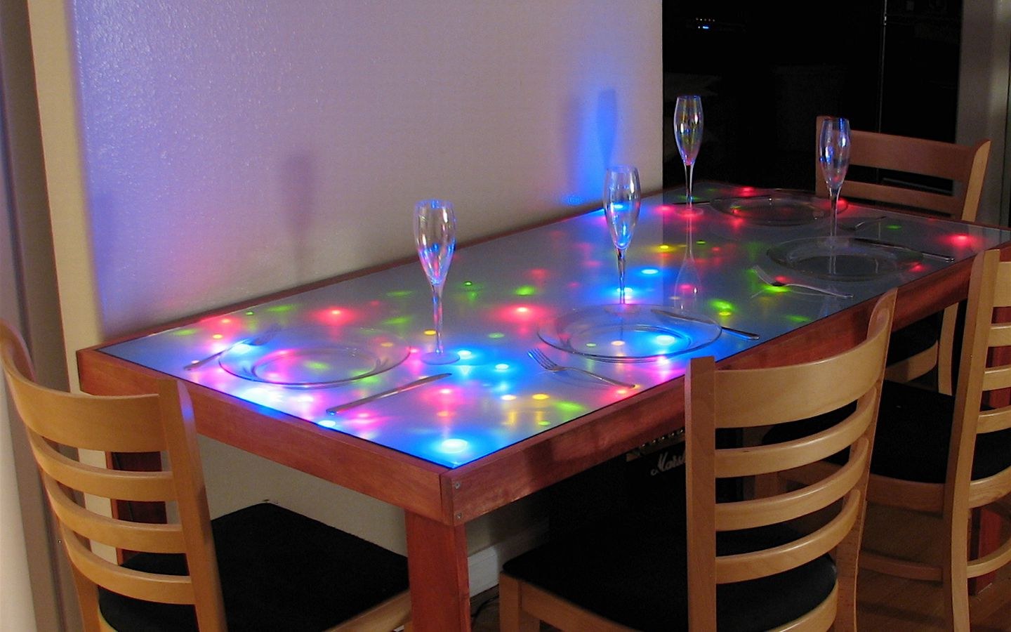 tagme, led, table