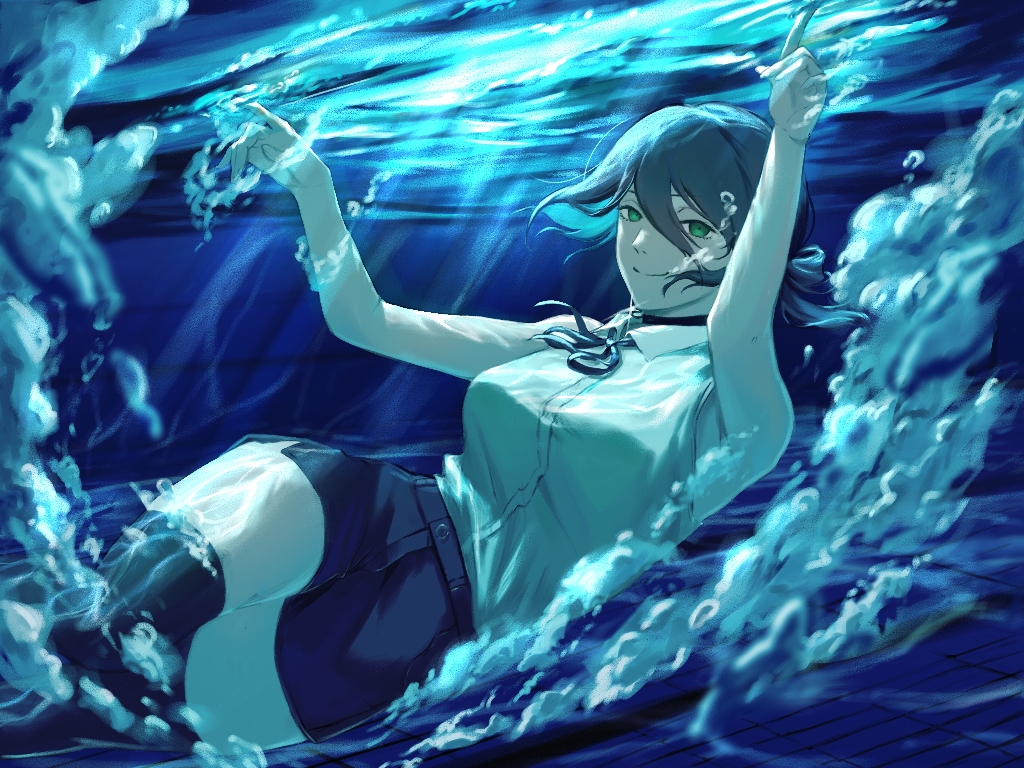reze (chainsaw man), chainsaw man, 1girl, air bubble, arm up, black choker, black ribbon, black shorts, black thighhighs, blue hair, breasts, bubble, choker, closed mouth, green eyes, hair between eyes, large breasts, neck ribbon, ribbon, sally wu 14473, shirt, shirt tucked in, shorts, smile, solo, submerged, thighhighs, underwater, white shirt