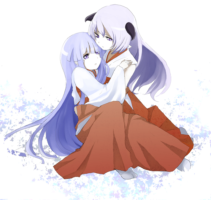 tansuke, furude rika, hanyuu, higurashi no naku koro ni, 00s, 2girls, blue hair, hakama, hakama skirt, horns, hug, japanese clothes, kimono, long hair, multiple girls, purple eyes, purple hair, red hakama, skirt, tabi