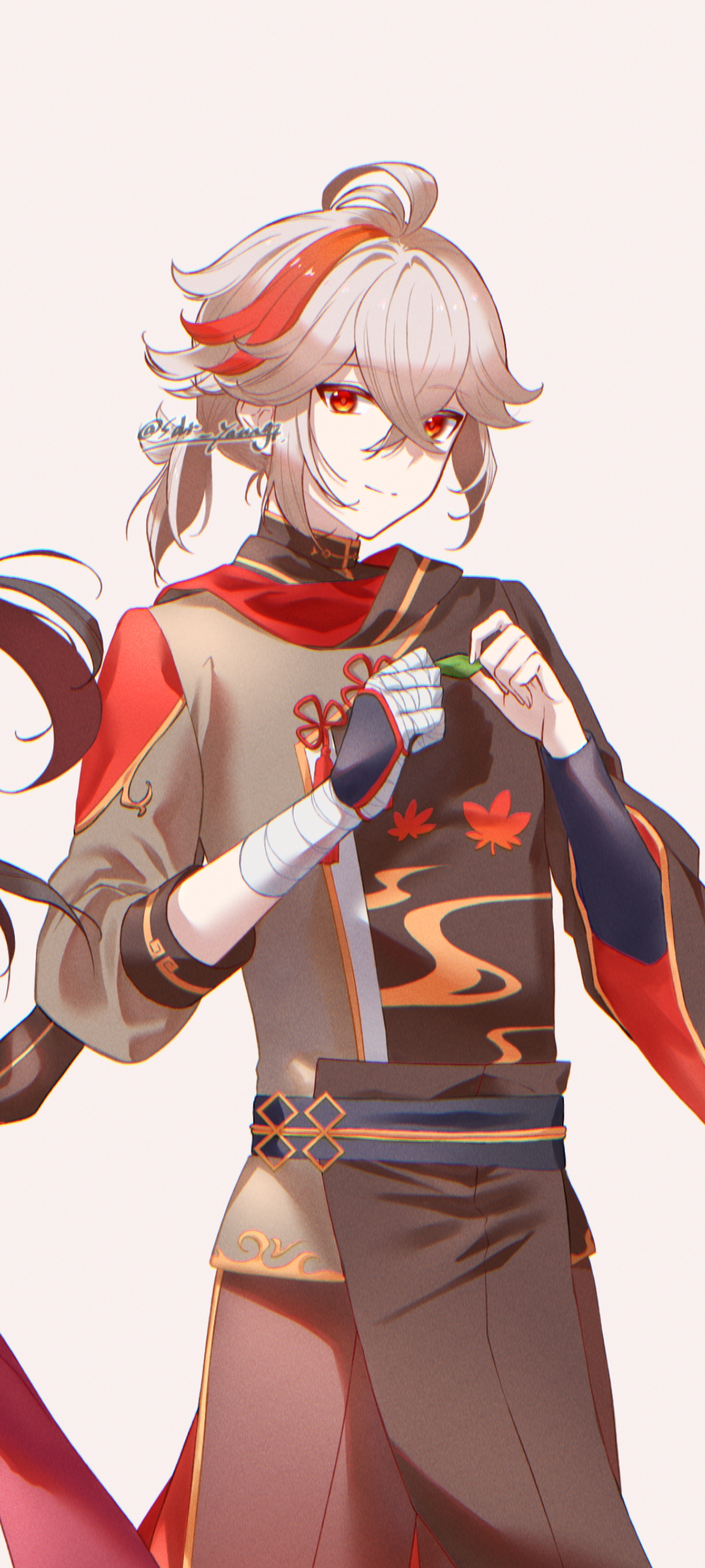 shidare yanagi, kaedehara kazuha, genshin impact, absurdres, highres, 1boy, bandaged hand, bandages, cowboy shot, grey hair, grey shirt, hair between eyes, holding, long sleeves, looking at viewer, multicolored hair, red eyes, red hair, shirt, short hair, smile, standing, two-tone hair
