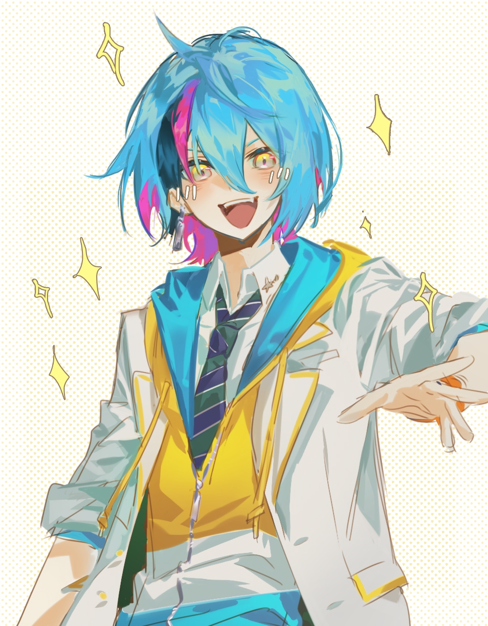 kyo kaneko, nijisanji, nijisanji en, chinese commentary, commentary request, highres, 1boy, :d, antenna hair, arm at side, black hair, blue hair, blue hood, collared shirt, colored inner hair, diagonal-striped clothes, diagonal-striped necktie, double-parted bangs, drawstring, fangs, green necktie, hair between eyes, hood, hood down, hooded jacket, jacket, male focus, multicolored hair, necktie, open clothes, open jacket, open mouth, partially unzipped, pink hair, polka dot, polka dot background, purple necktie, shirt, short hair, simple background, smile, solo, sparkle, streaked hair, striped clothes, teeth, three-quarter sleeves, tongue, trap, upper body, upper teeth only, v-shaped eyebrows, virtual youtuber, white jacket, white shirt, xic94, yellow background, yellow eyes, yellow jacket