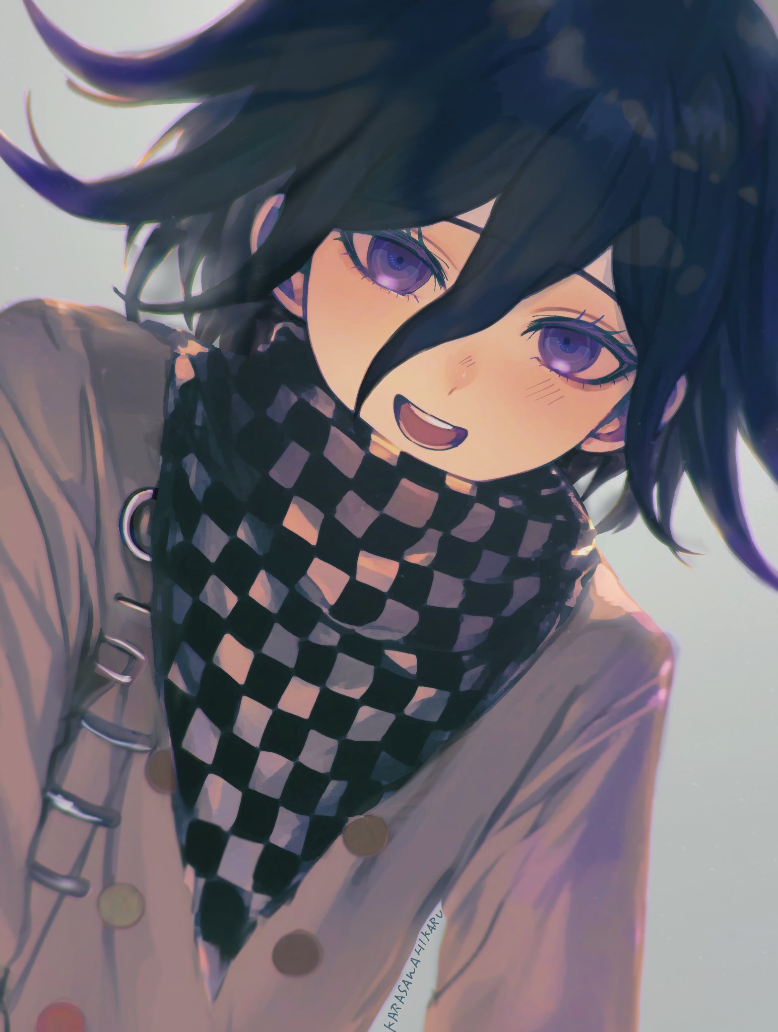 oma kokichi, danganronpa (series), danganronpa v3: killing harmony, commentary, highres, 1boy, backlighting, bishounen, black hair, blush, buttons, checkered clothes, checkered scarf, colored eyelashes, eyelashes, flipped hair, grey background, hair between eyes, long sleeves, looking at viewer, male focus, medium hair, multicolored buttons, open mouth, purple eyes, purple hair, ringed eyes, scarf, simple background, smile, solo, teeth, to sawa teru, two-tone scarf, upper body