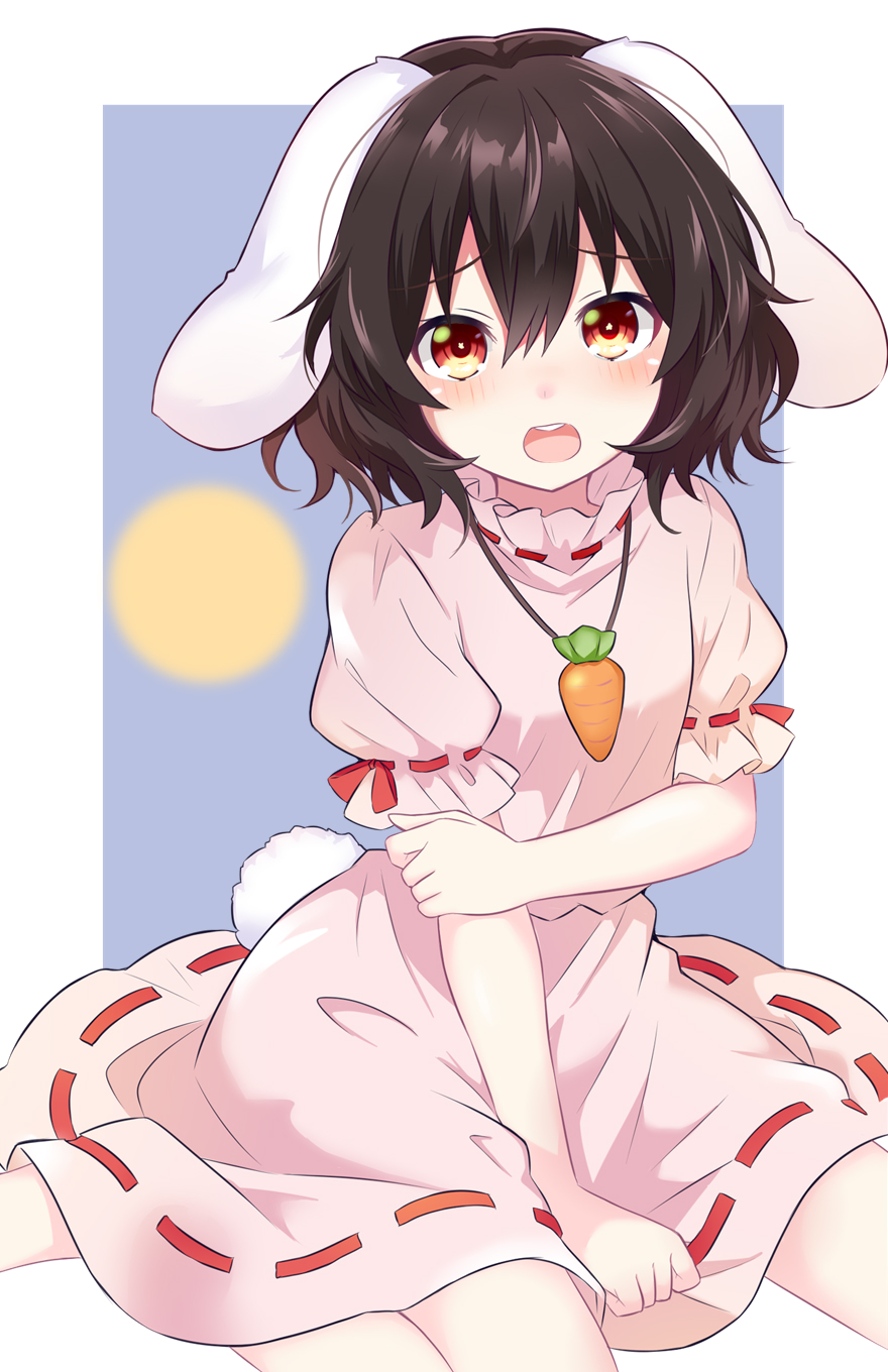 tanaka shoushou fumimaro, inaba tewi, touhou, commentary, highres, 1girl, animal ears, barefoot, black hair, blue background, blush, border, carrot necklace, floppy ears, foot out of frame, hair between eyes, holding own arm, jewelry, looking at viewer, necklace, open mouth, outside border, pink shirt, pink skirt, puffy short sleeves, puffy sleeves, rabbit ears, rabbit girl, rabbit tail, red eyes, ribbon-trimmed skirt, ribbon-trimmed sleeves, ribbon trim, shirt, short hair, short sleeves, sitting, skirt, skirt tug, solo, tail, teeth, upper teeth only, wariza, white border