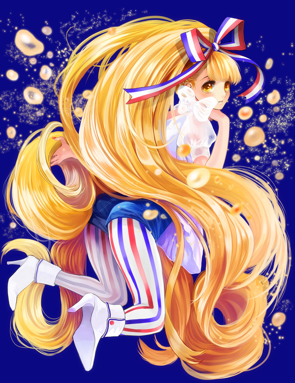 kudo kunugi, orangina, commentary request, highres, 1girl, absurdly long hair, ankle boots, ass, blonde hair, blue background, blue shorts, boots, bubble, denim, denim shorts, from behind, full body, hair ribbon, hand on own chin, head rest, high heels, long hair, looking at viewer, looking back, multicolored ribbon, orange eyes, pantyhose, parted lips, ponytail, puffy short sleeves, puffy sleeves, red nails, ribbon, short shorts, short sleeves, shorts, solo, striped clothes, striped pantyhose, vertical-striped clothes, vertical-striped pantyhose, very long hair, wavy hair, white boots, white pantyhose, white shorts
