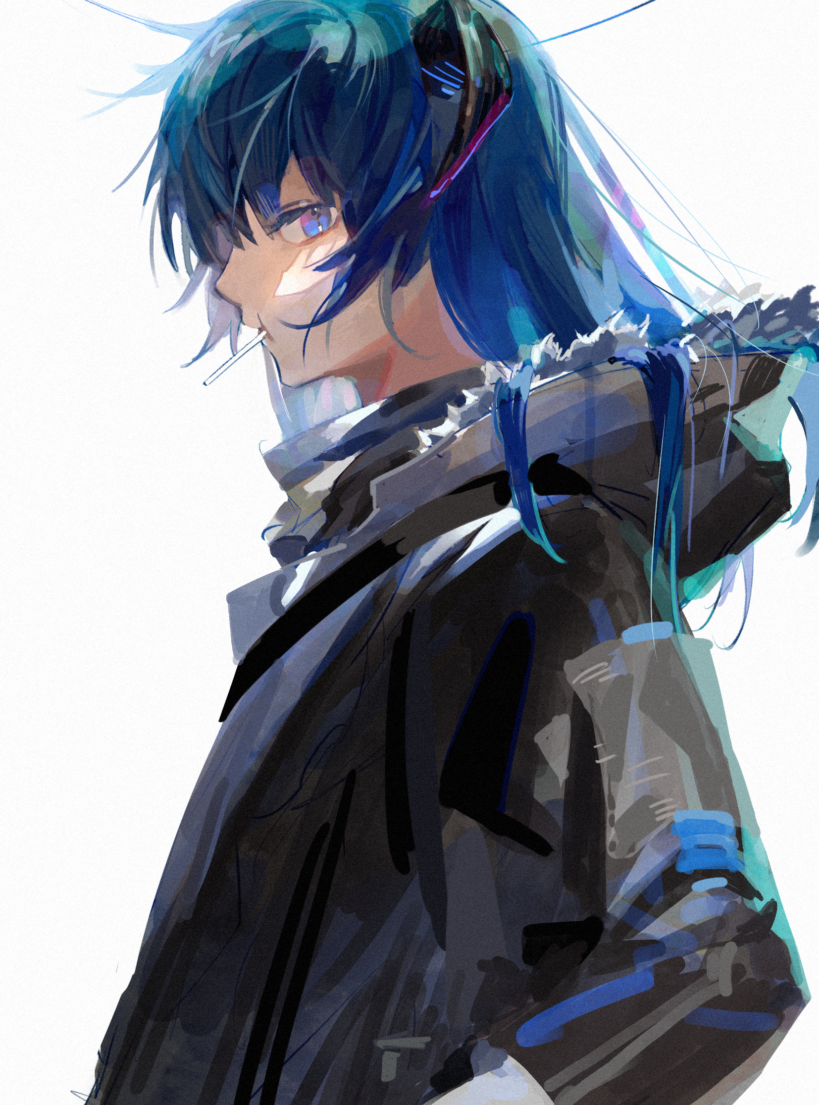 pekopeco, mostima (arknights), arknights, chinese commentary, commentary request, highres, 1girl, black horns, black jacket, blue eyes, blue hair, from side, fur-trimmed hood, fur trim, hood, hood down, hooded jacket, horns, jacket, long hair, long sleeves, looking at viewer, mouth hold, multicolored hair, pink hair, profile, sideways glance, simple background, solo, streaked hair, upper body, white background